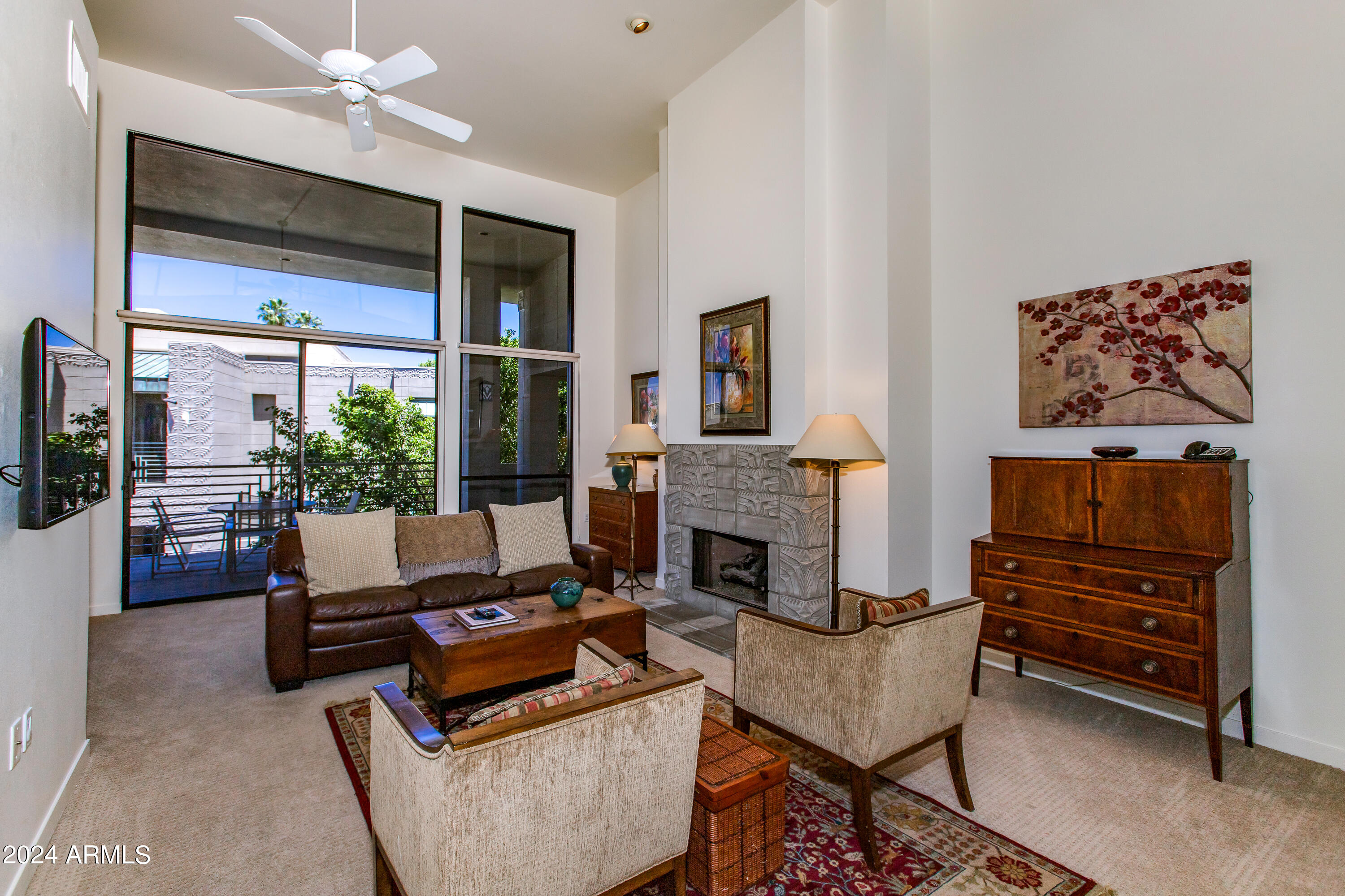 2802 E Camino Acequia Drive Property Photo 2