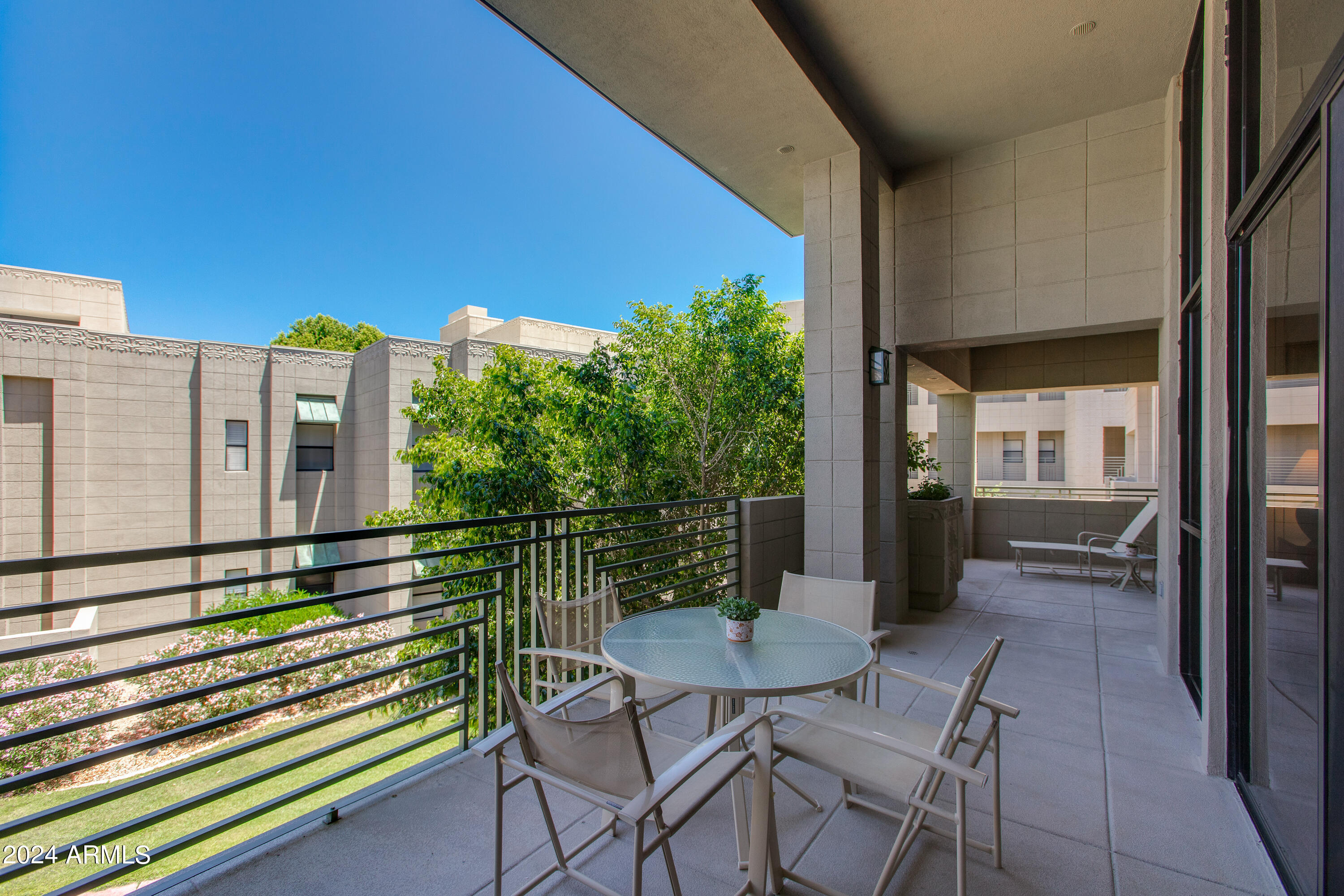 2802 E Camino Acequia Drive Property Photo 14