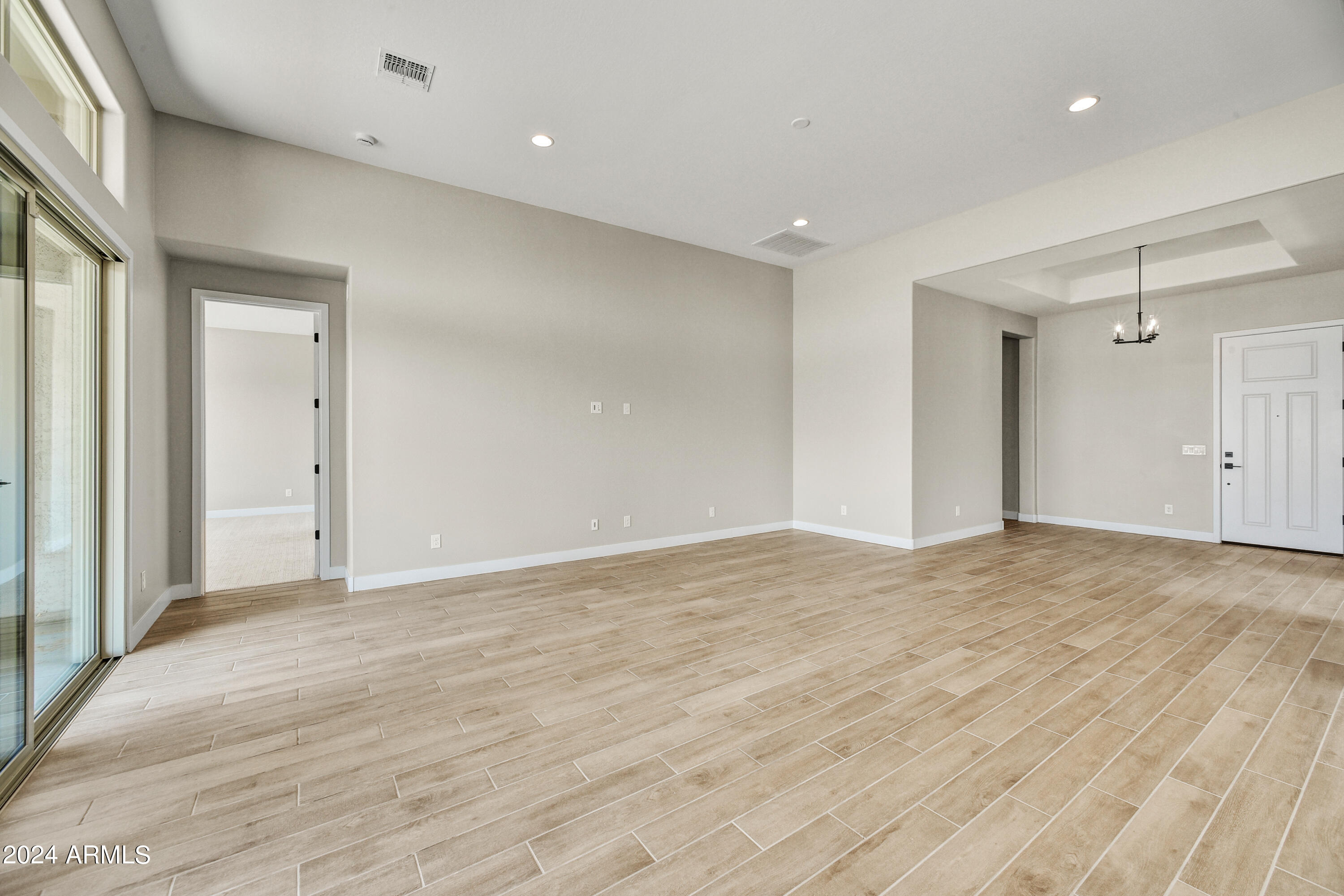 19003 W Lawrence Road Property Photo 3