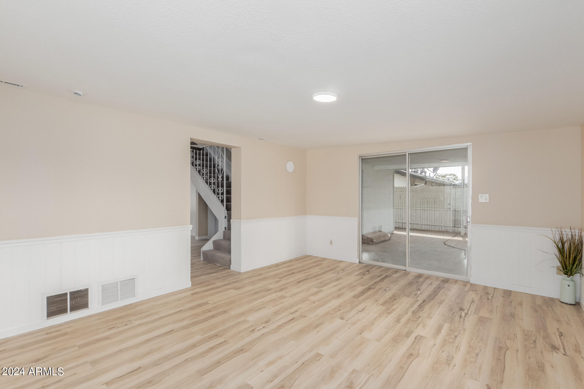 2248 W Columbine Drive Property Photo 12