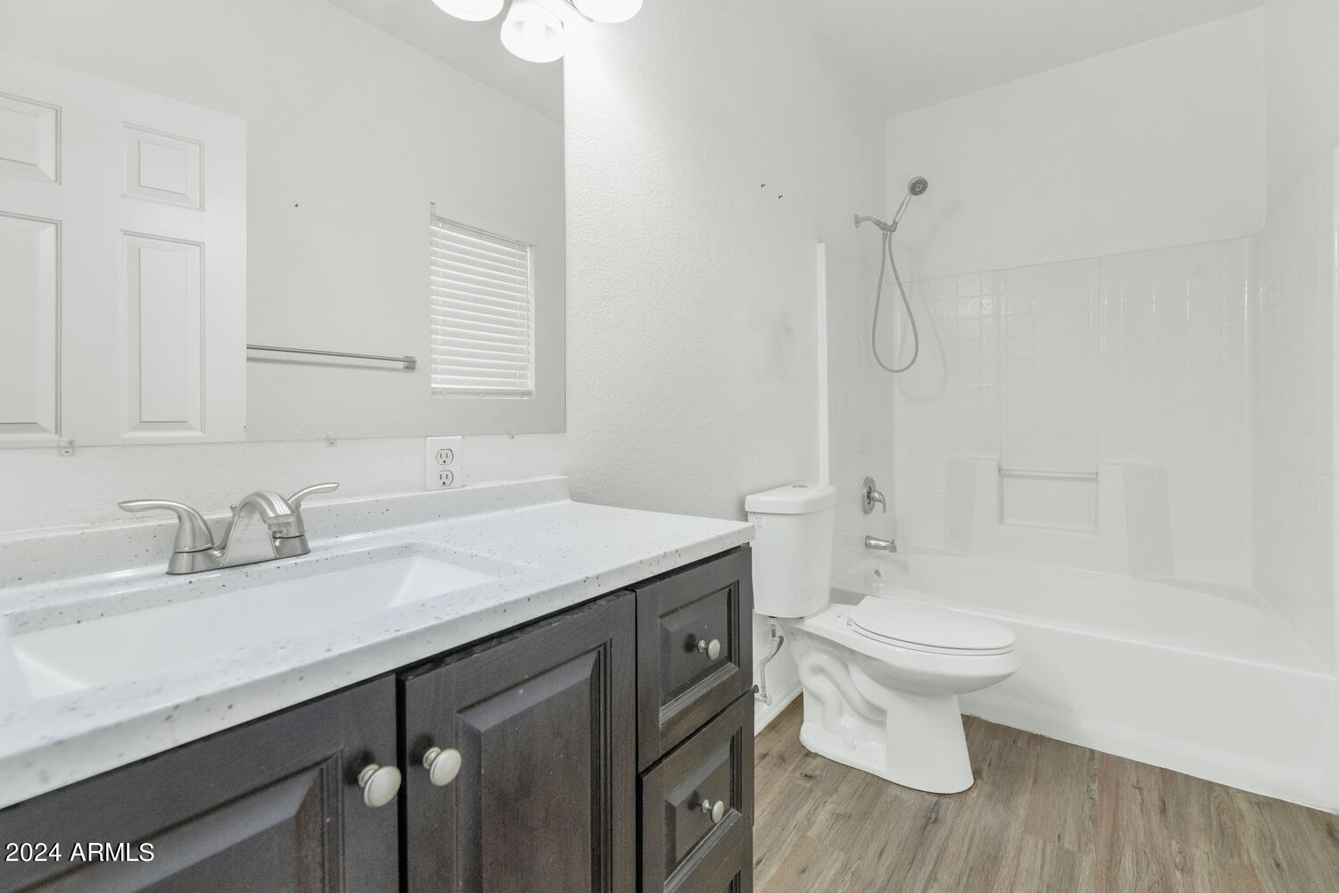 30200 N Desert Willow Boulevard Property Photo 13