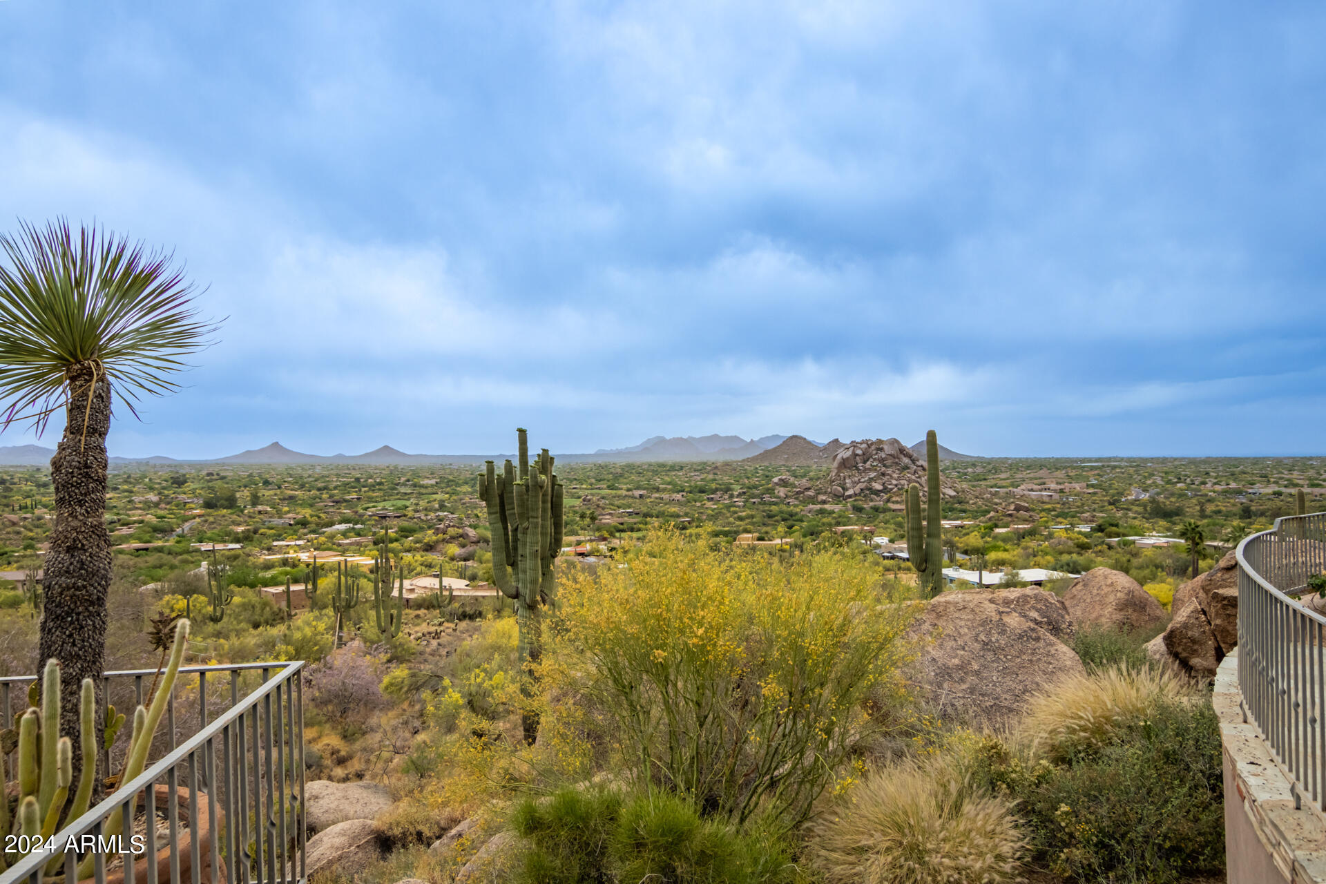 6901 E Restin Road Property Photo 3