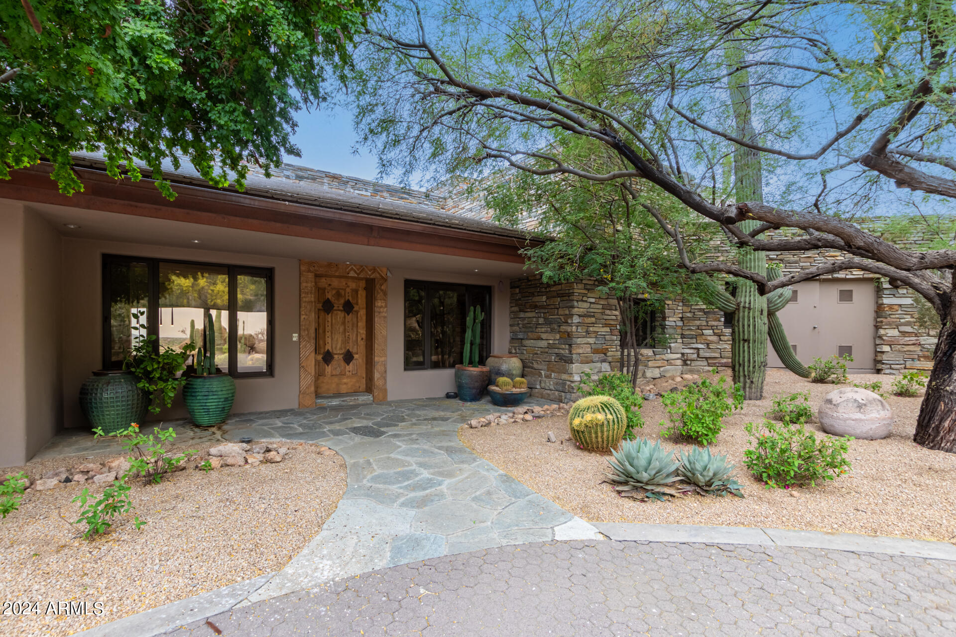 6901 E Restin Road Property Photo 7