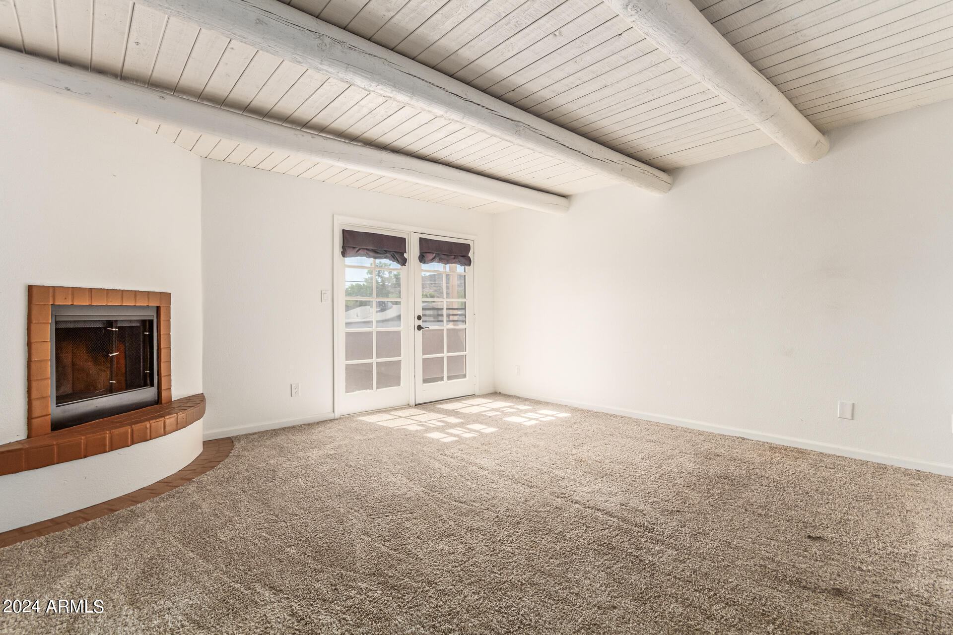 1425 E Desert Cove Avenue Property Photo 15