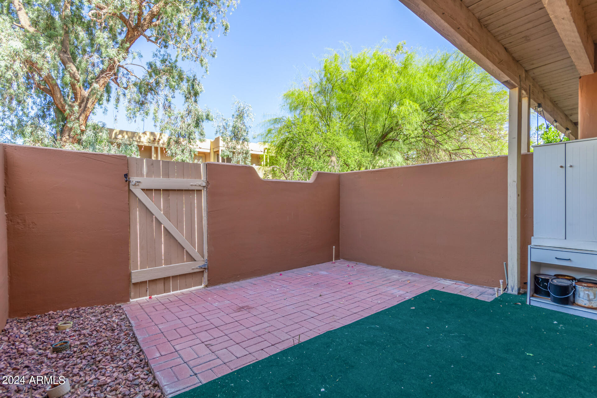 1425 E Desert Cove Avenue Property Photo 27