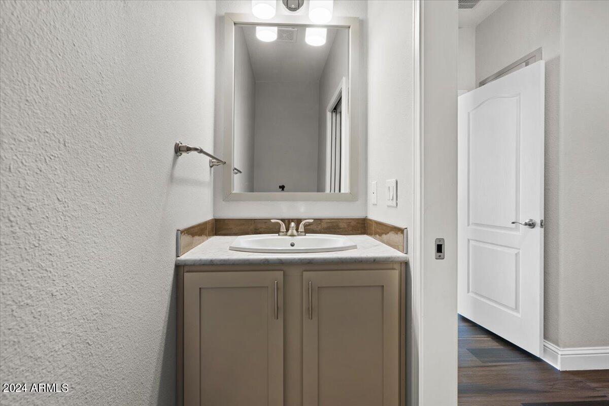 1051 E Four Street Property Photo 28