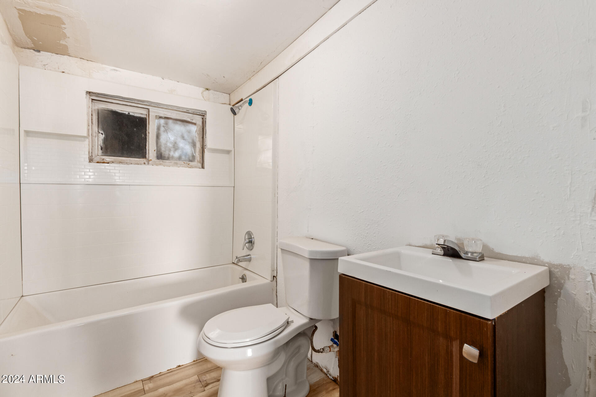595 W Coolidge Avenue Property Photo 14