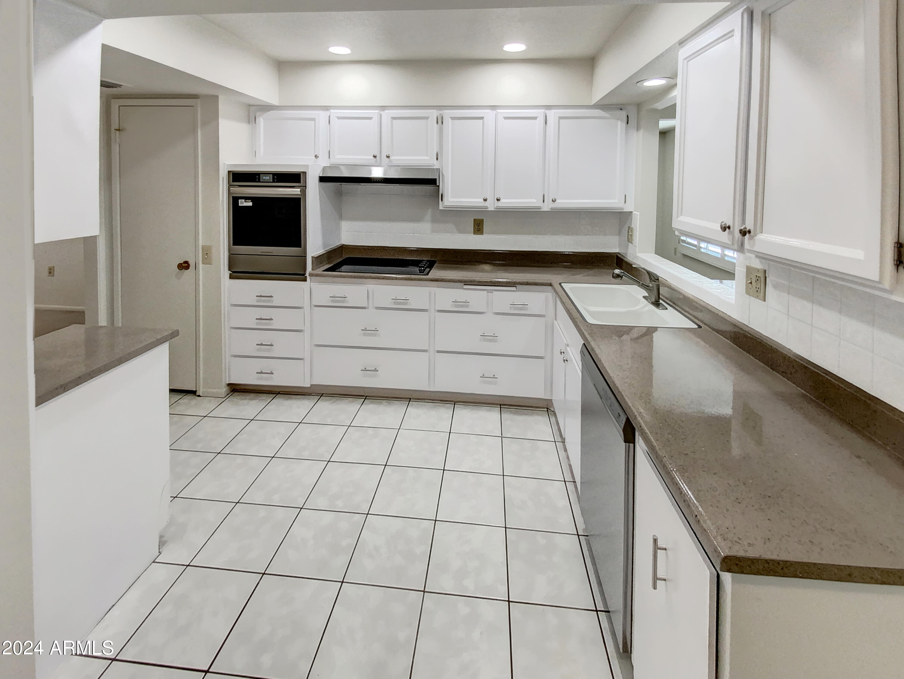 9707 W Forrester Drive Property Photo 2