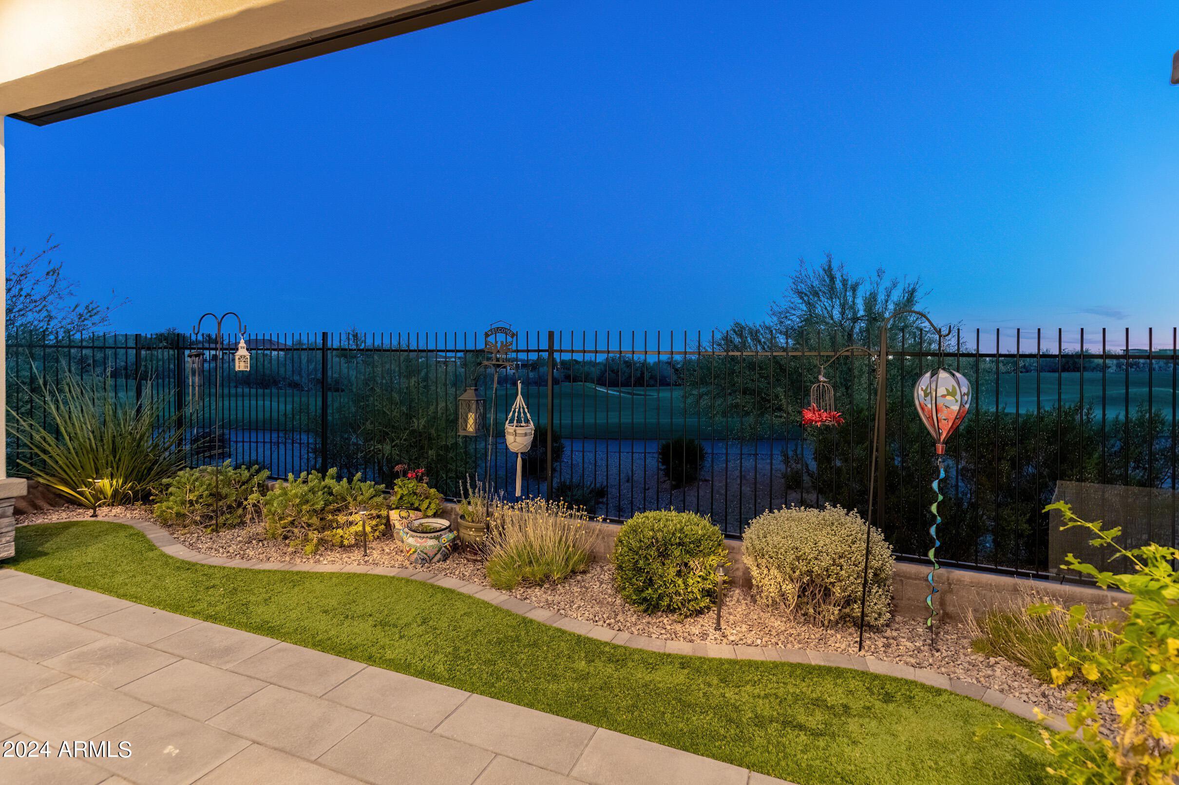 11983 W Creosote Drive Property Photo 37