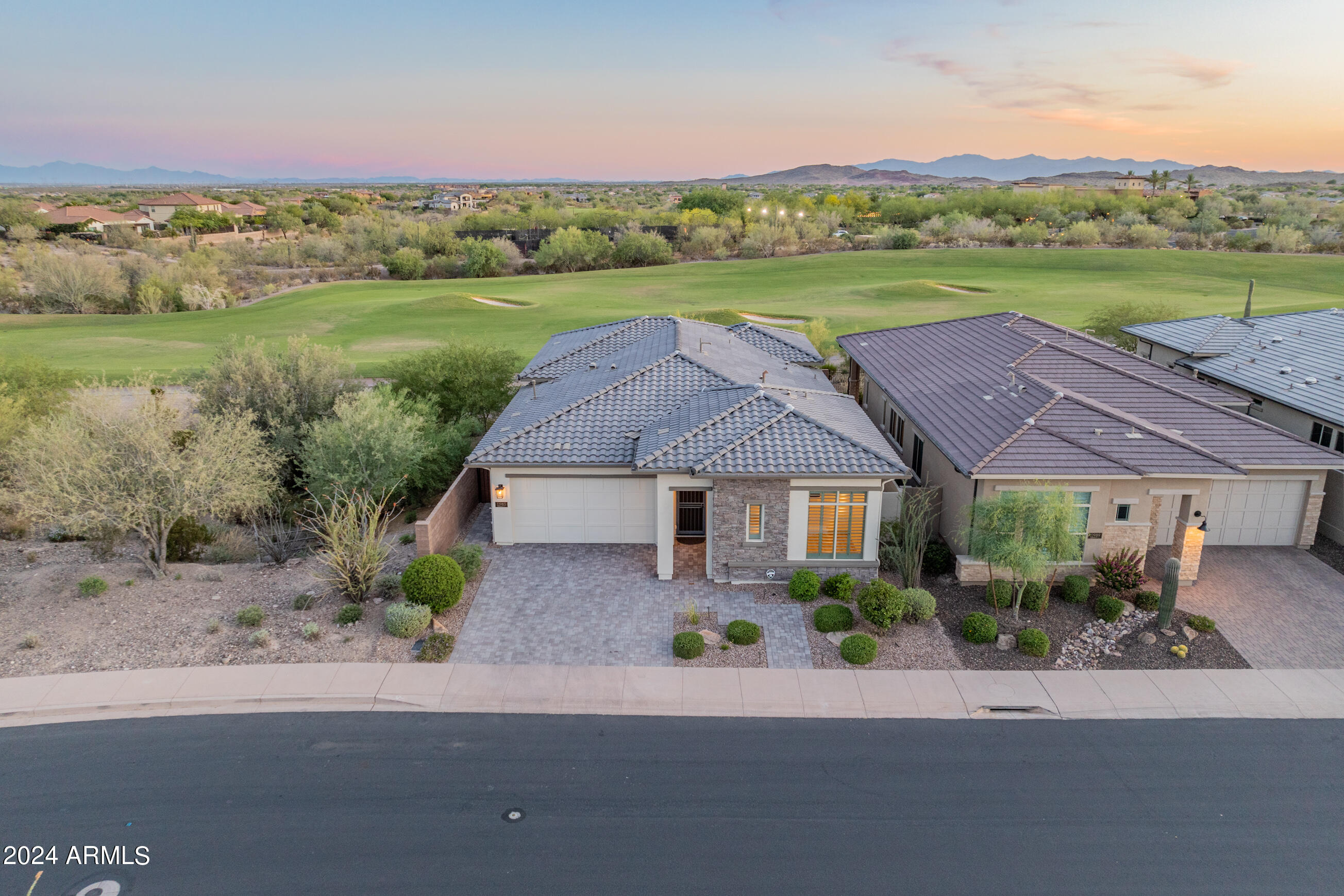 11983 W Creosote Drive Property Photo 45