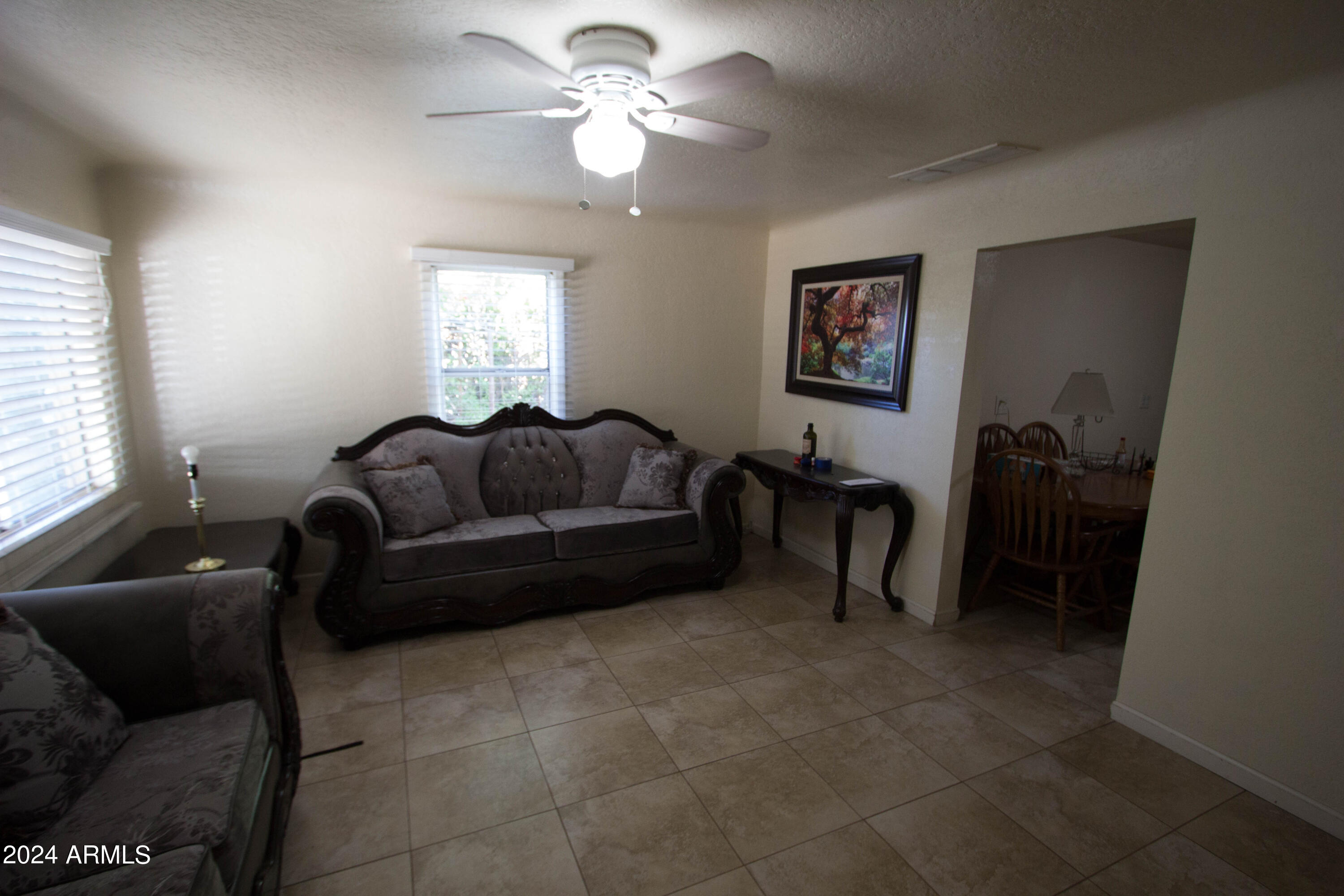 325 E 5th Avenue Property Photo 9