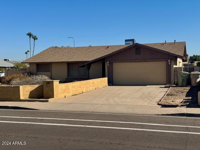 5625 N 47th Avenue Property Photo 3