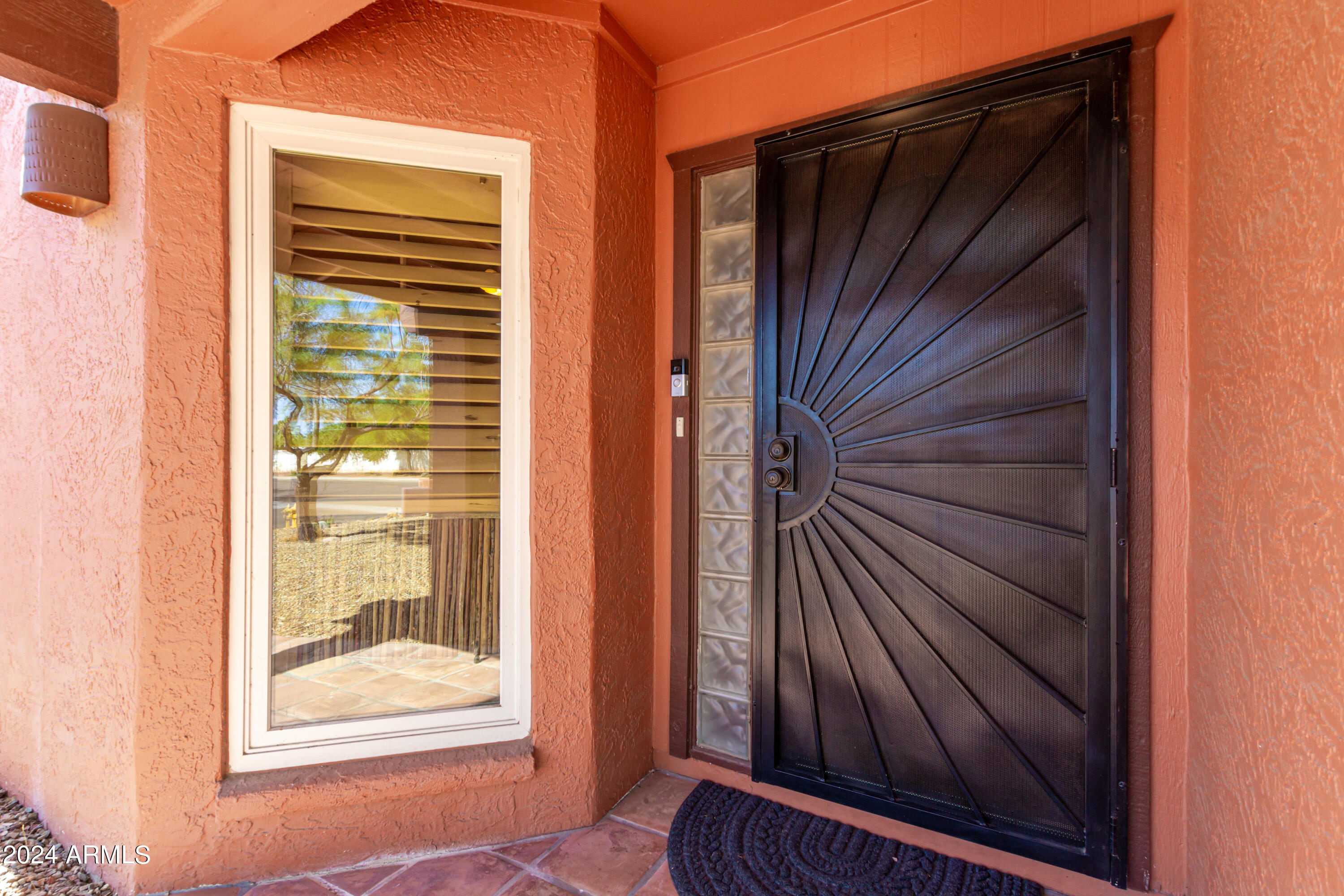 5540 E Dahlia Drive Property Photo 3