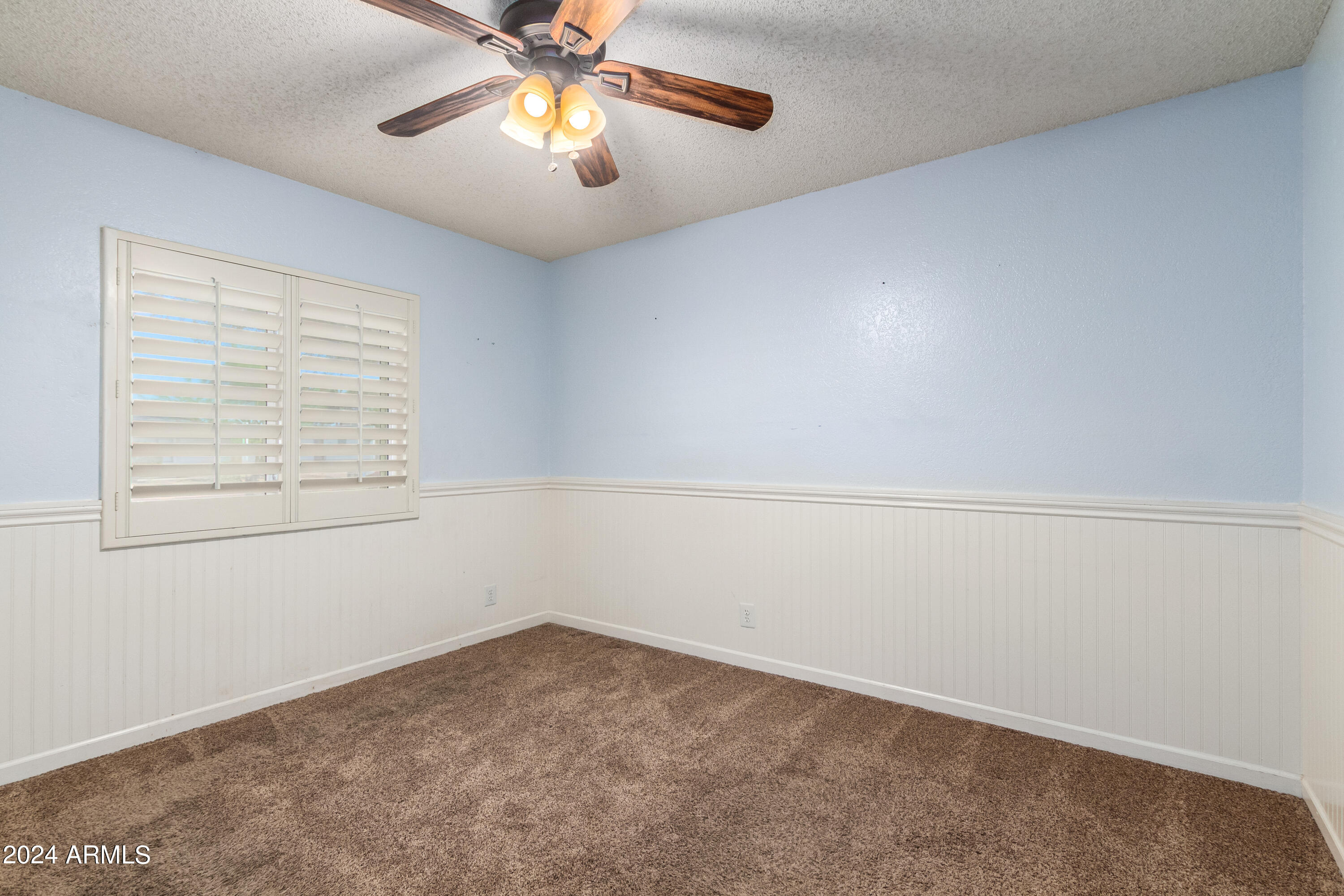 5540 E Dahlia Drive Property Photo 23