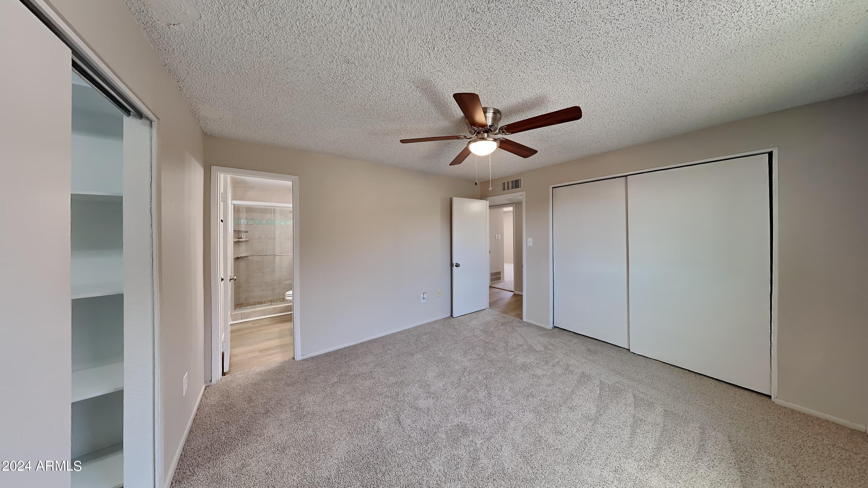 14002 N 38th Street Property Photo 6