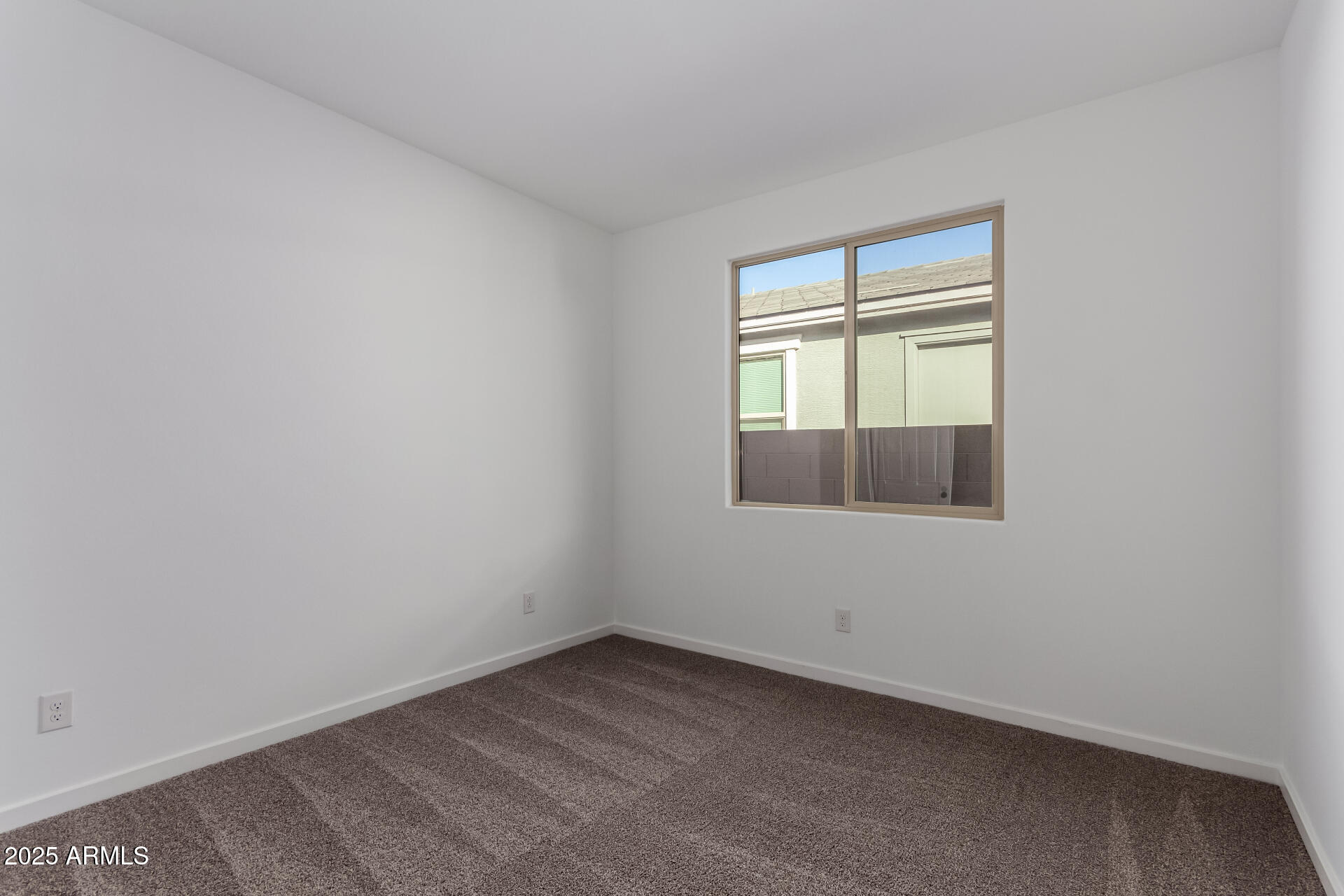 40532 W Wade Drive Property Photo 14