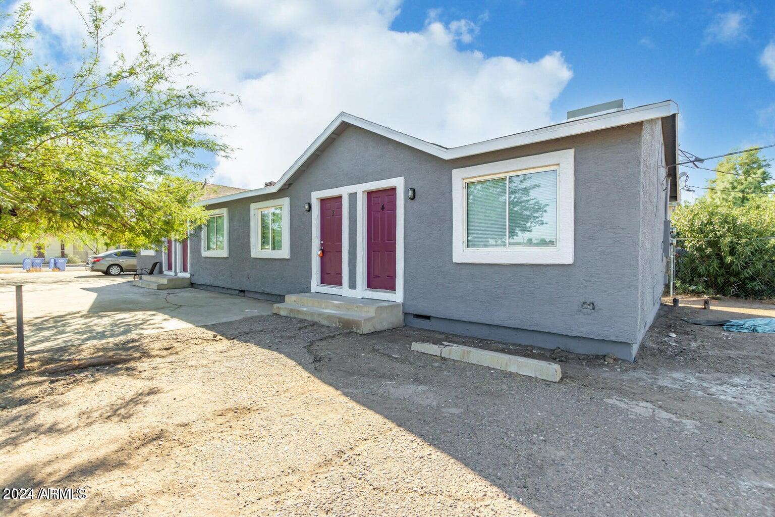 1702 W Yuma Street Property Photo