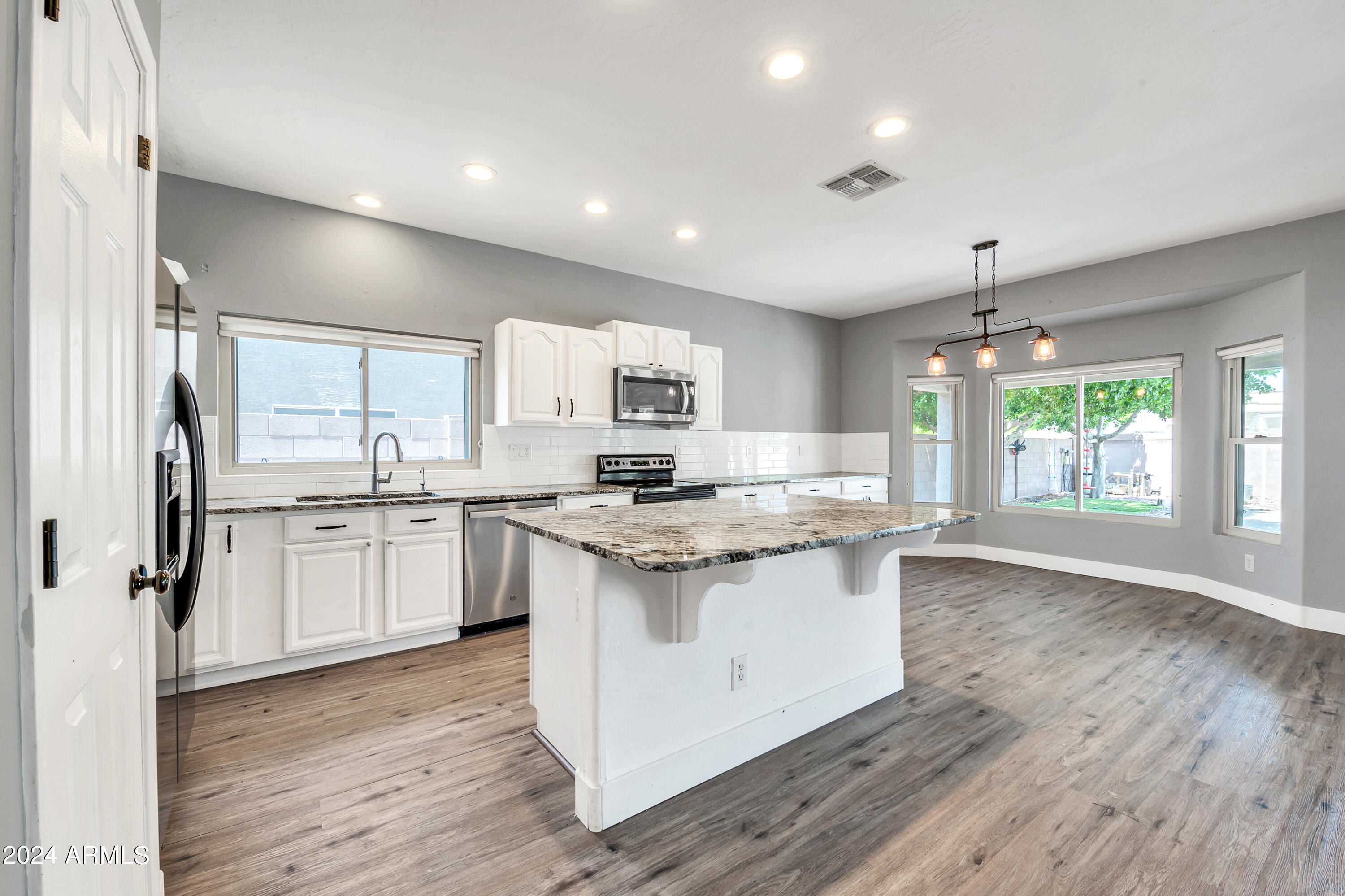 654 S Sabrina Property Photo 1