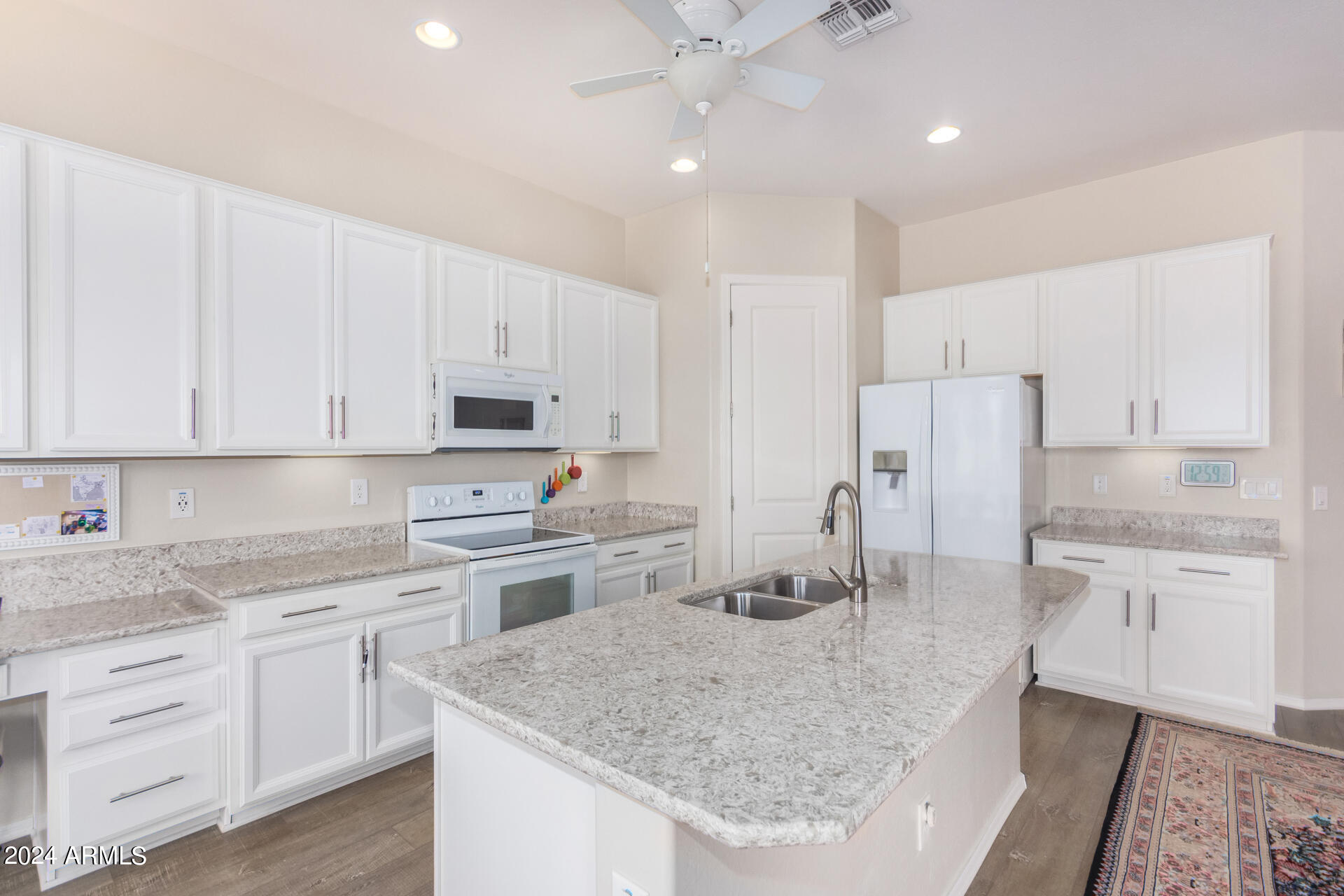 20285 N Winter Escape Court Property Photo 1