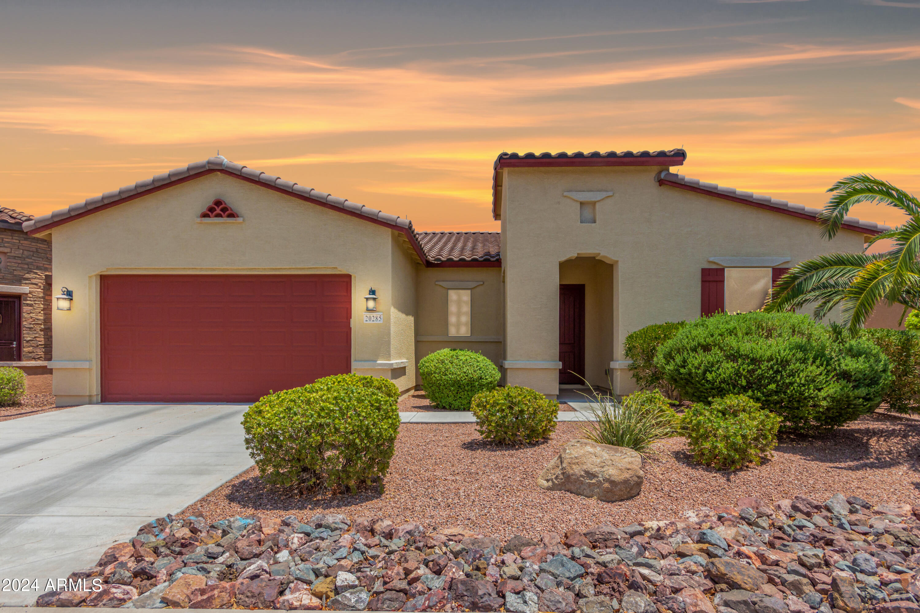 20285 N Winter Escape Court Property Photo 2
