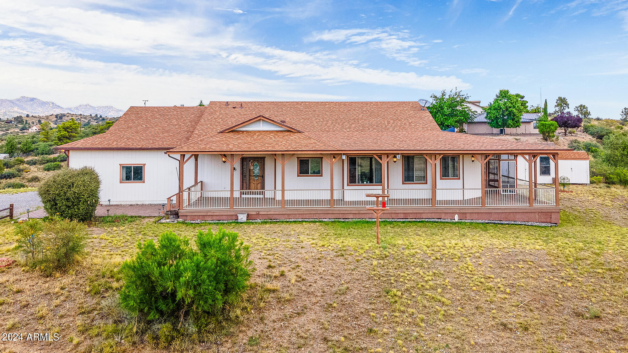 18301 S Peeples Valley Road Property Photo 1
