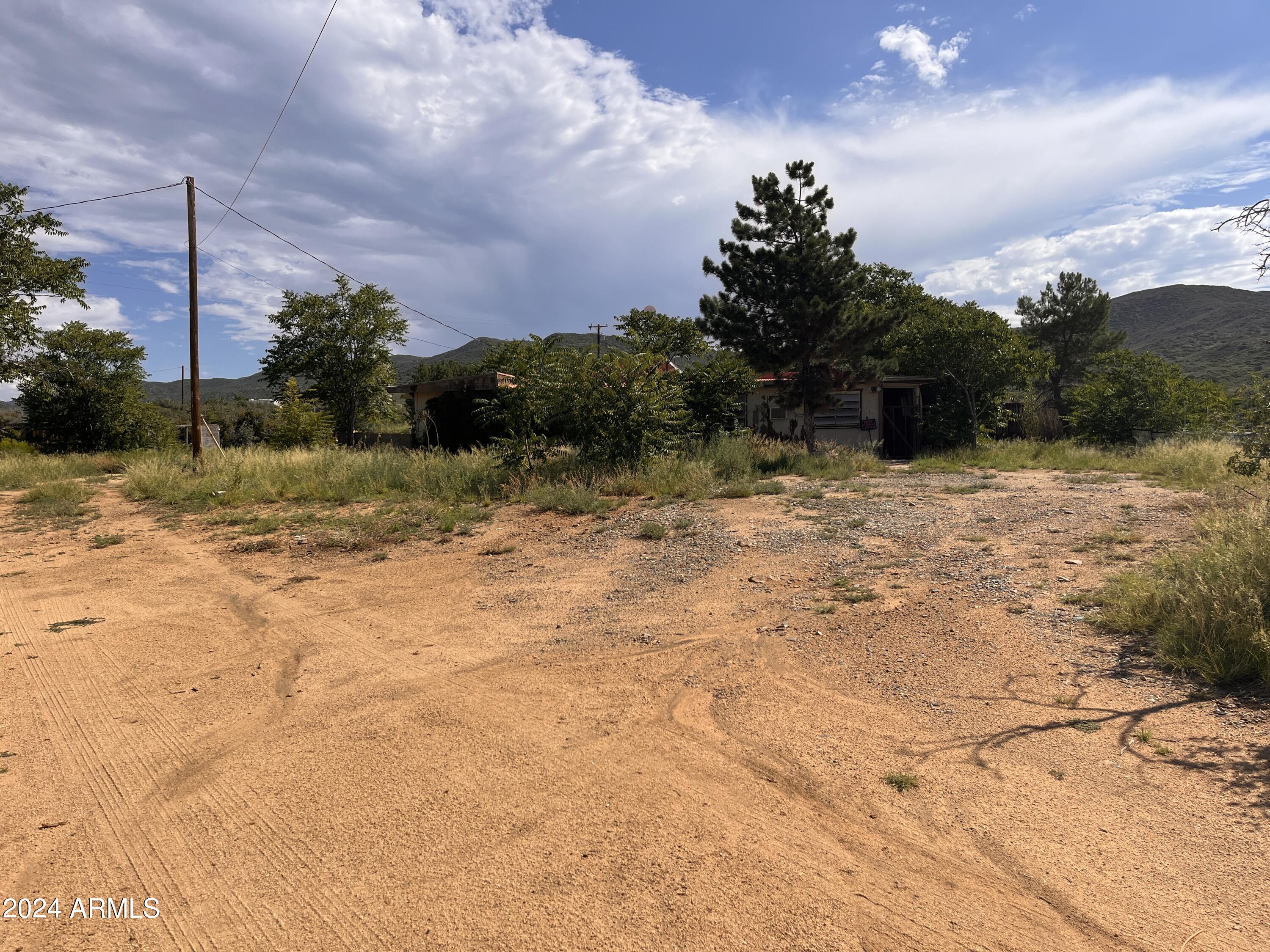 8420 S Highway 89 Property Photo