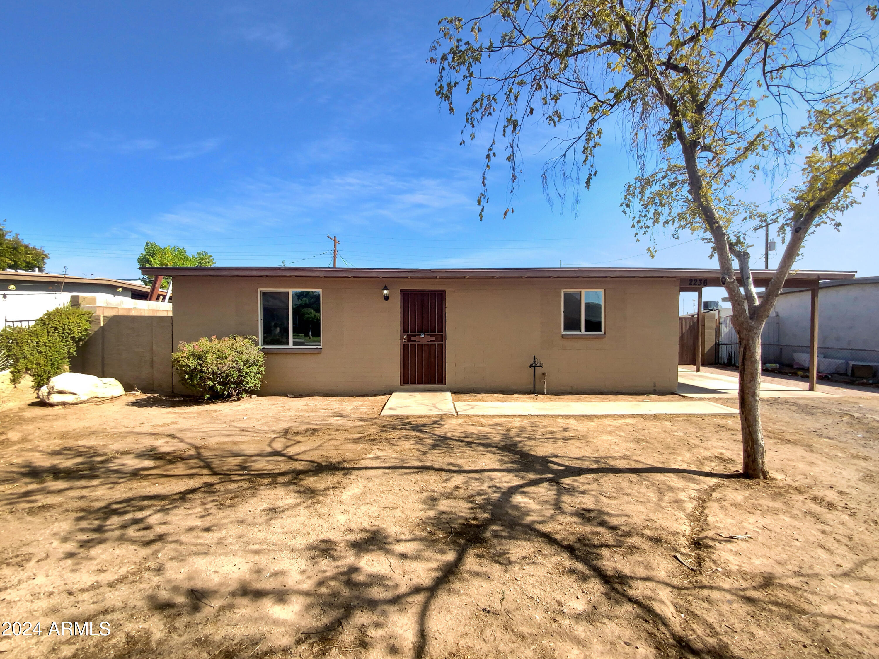 2236 E Nancy Lane Property Photo 1