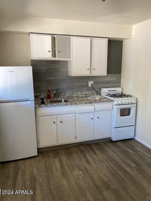 302 W Medlock Drive Property Photo 5