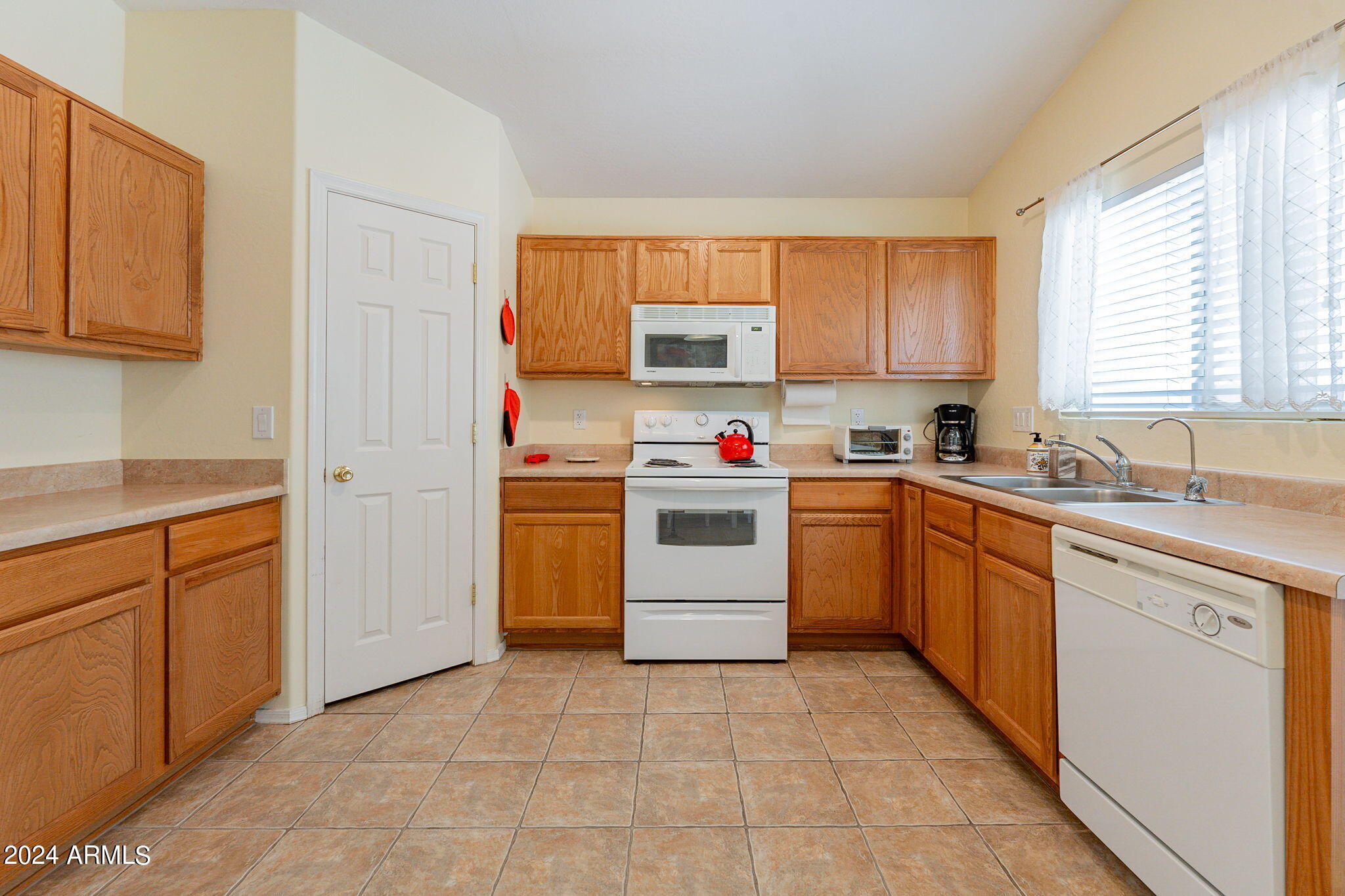 368 S 18th Street Property Photo 12