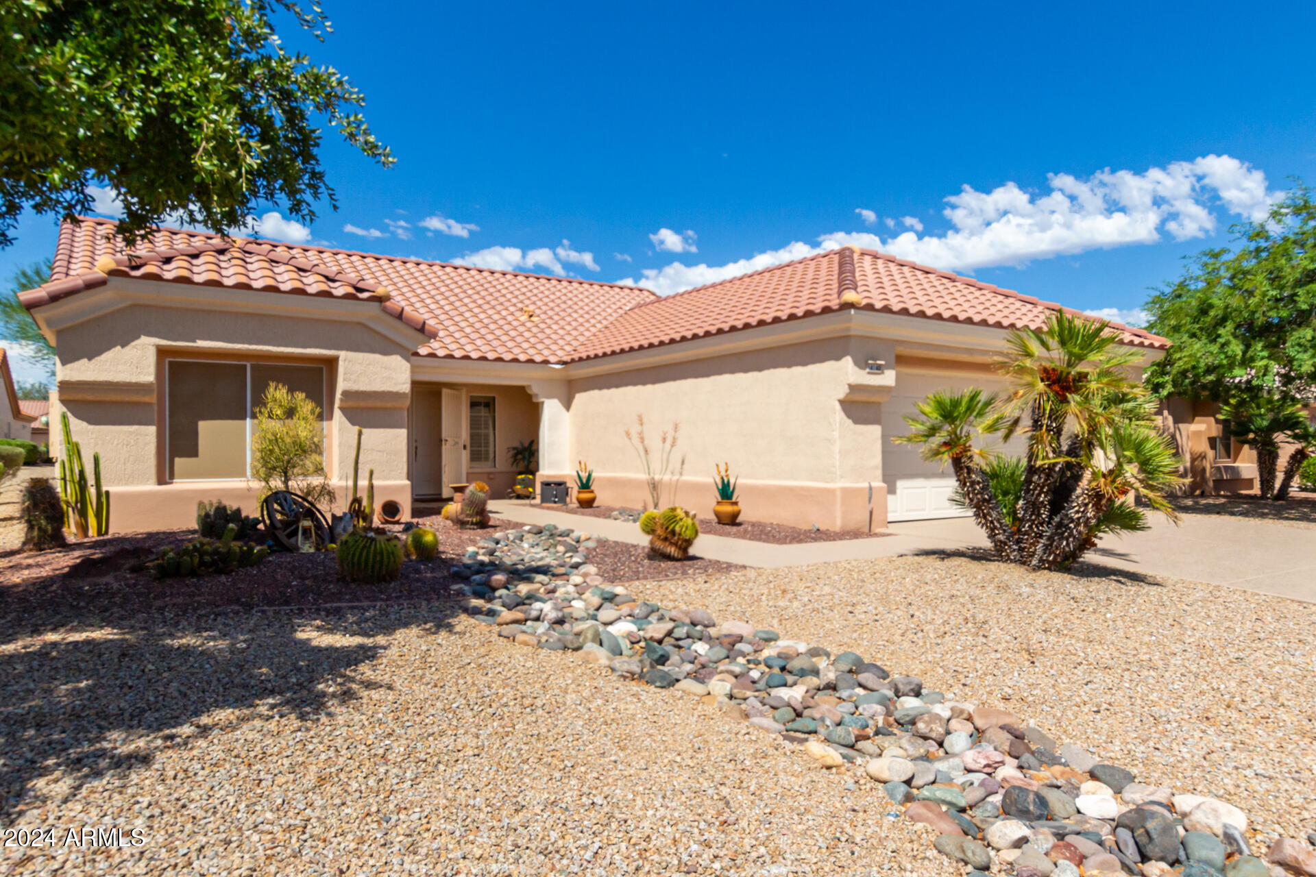 14140 W WAGON WHEEL Drive Property Photo 1