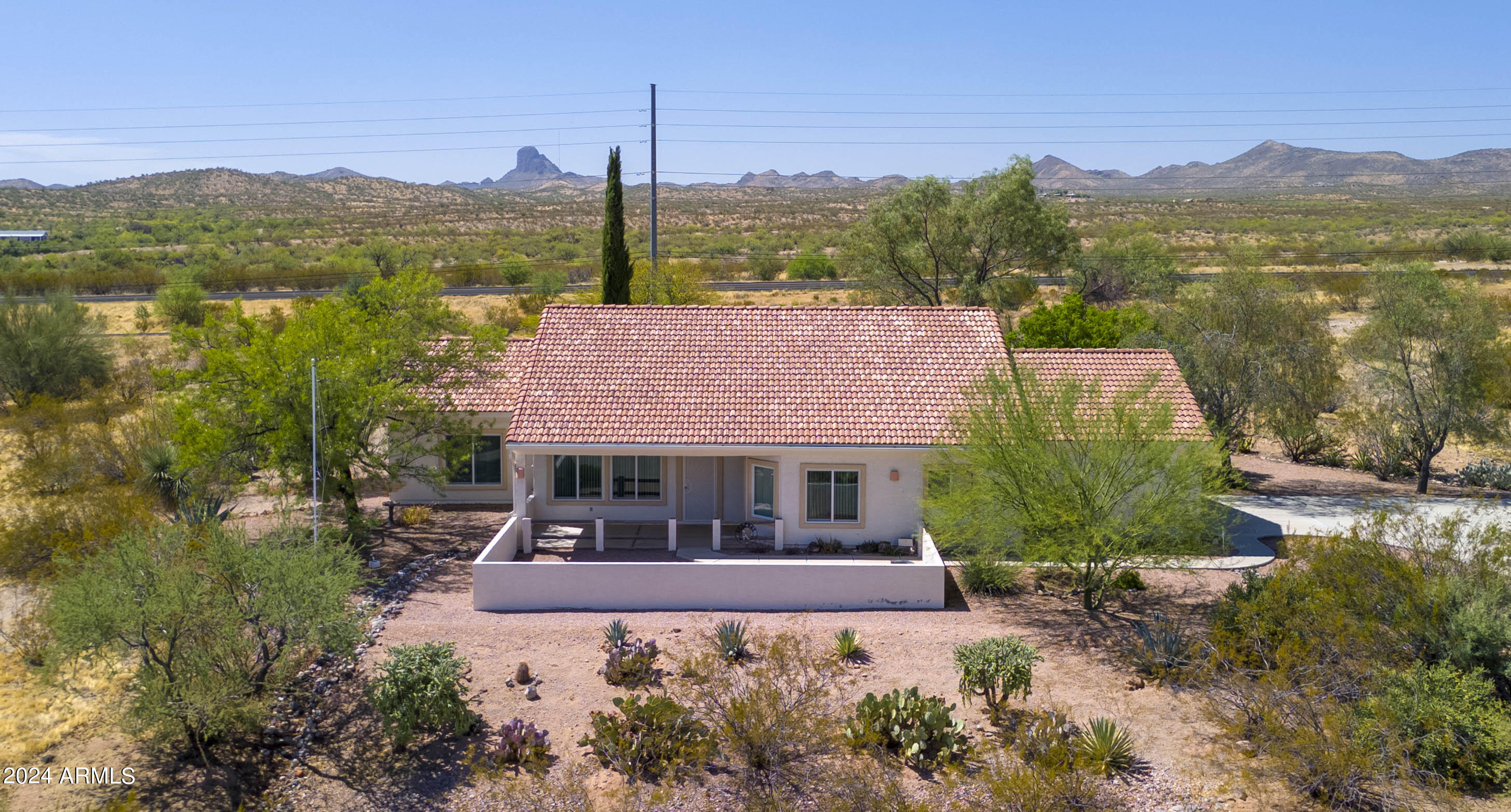2825 W Pinto Place Property Photo 1