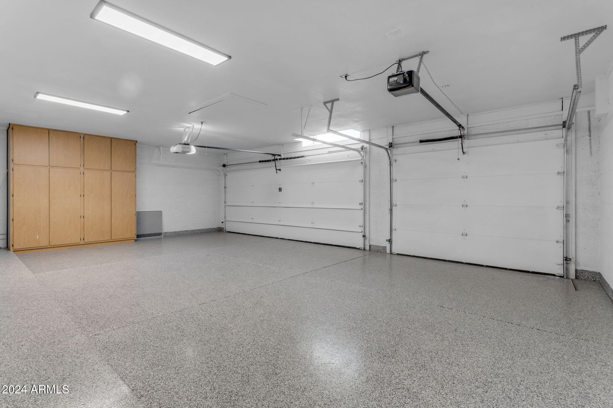 12222 N 74th Street Property Photo 4