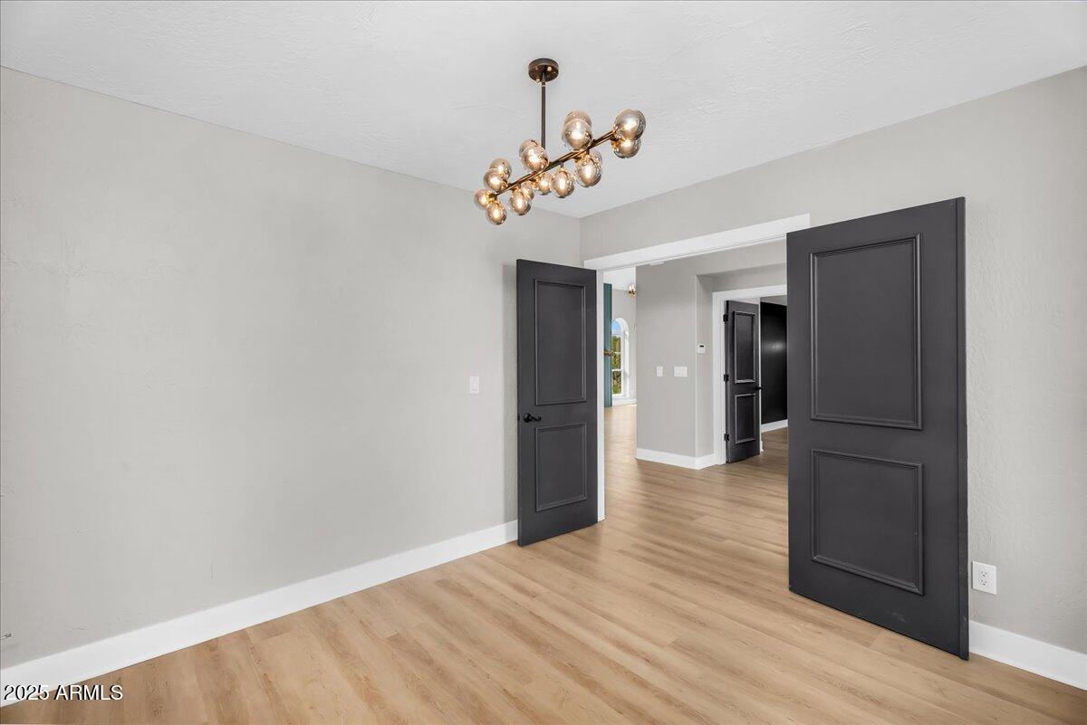 12222 N 74th Street Property Photo 8