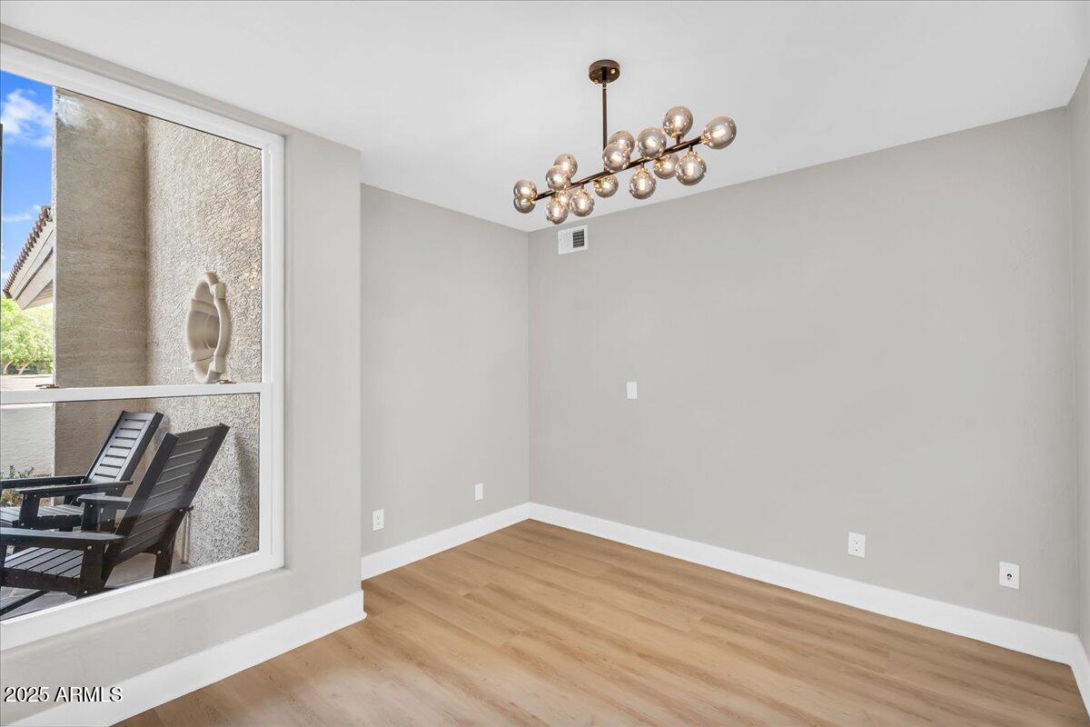 12222 N 74th Street Property Photo 9