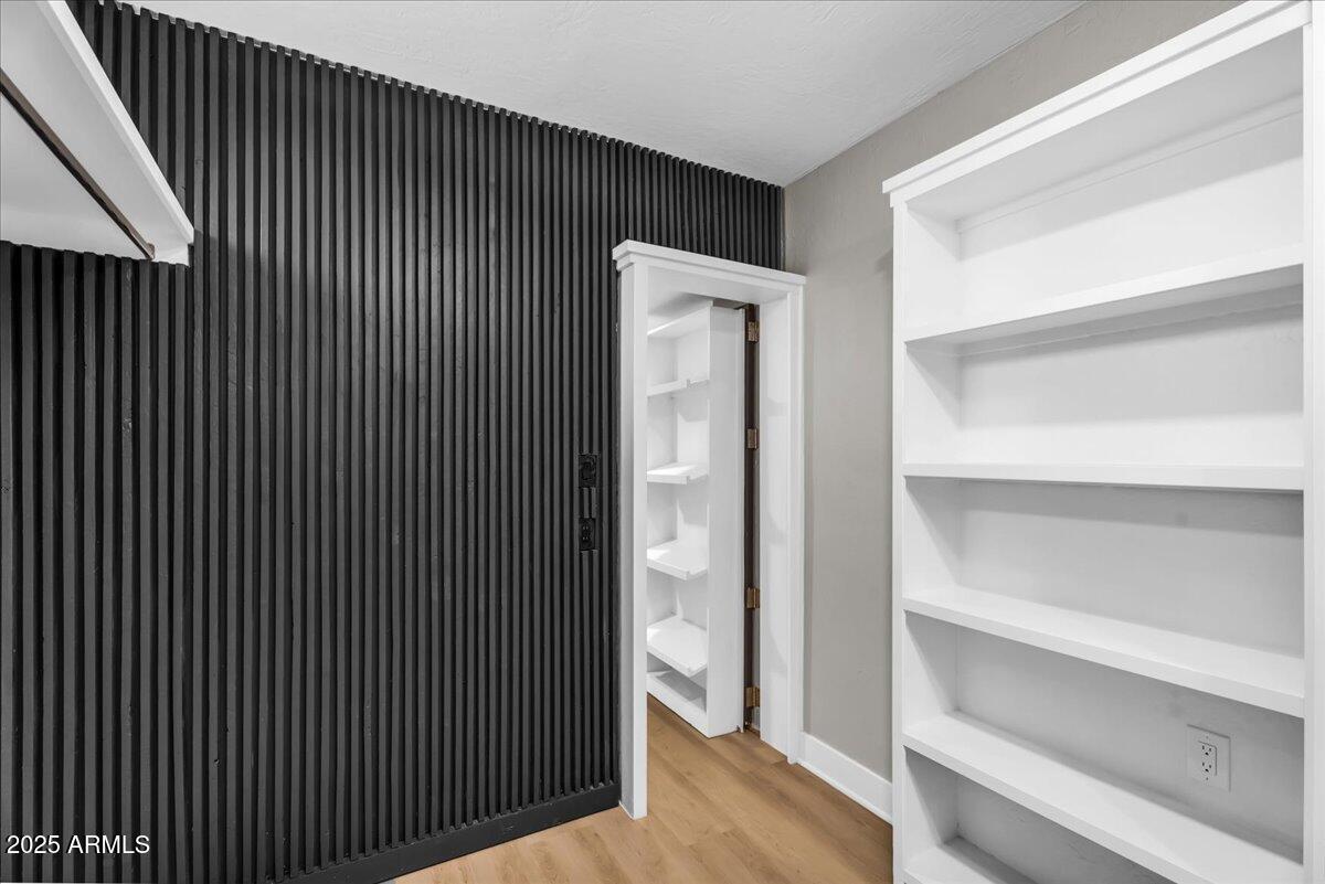 12222 N 74th Street Property Photo 23