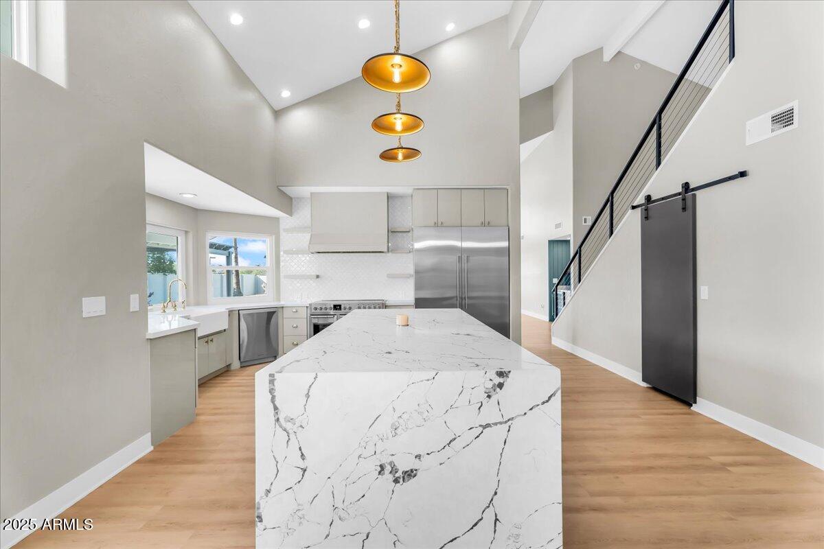 12222 N 74th Street Property Photo 28