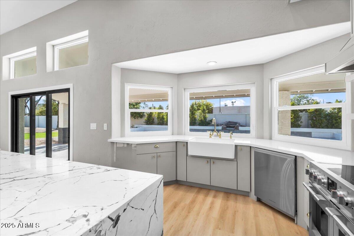 12222 N 74th Street Property Photo 31