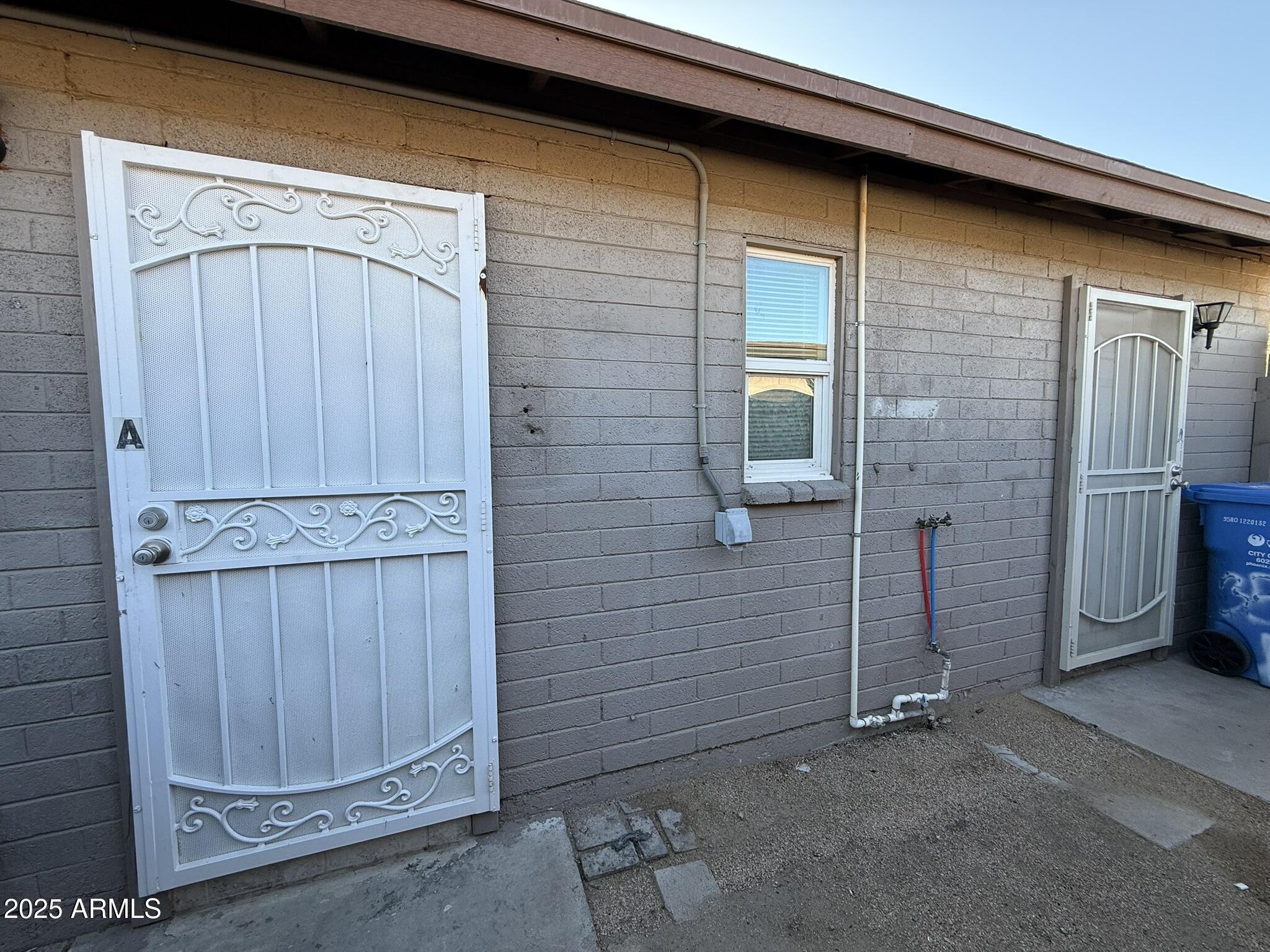 3502 W Hadley Street Property Photo 5
