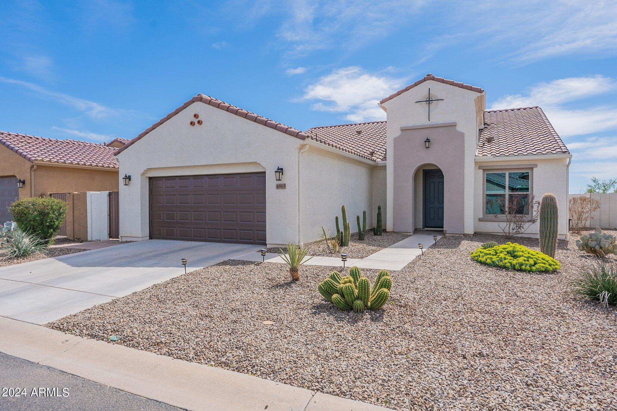 4863 W Picacho Drive Property Photo 1