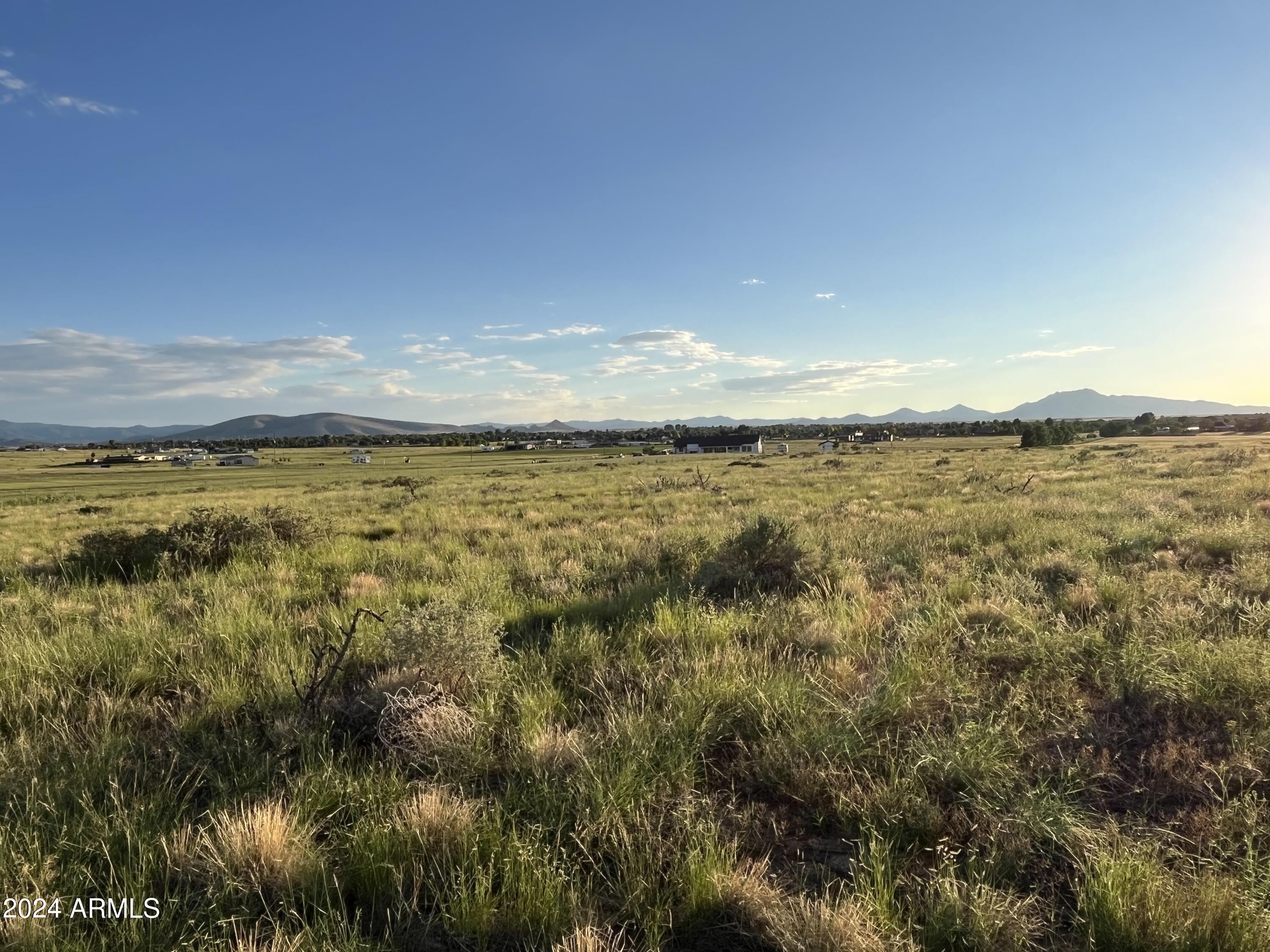 8455 E Pronghorn Lane Property Photo