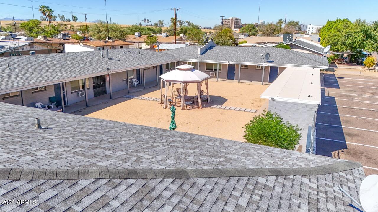 2203 E Mckinley Street Property Photo 7