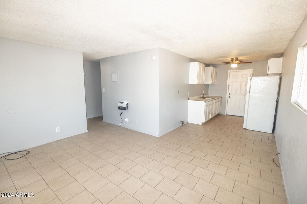 2203 E Mckinley Street Property Photo 44