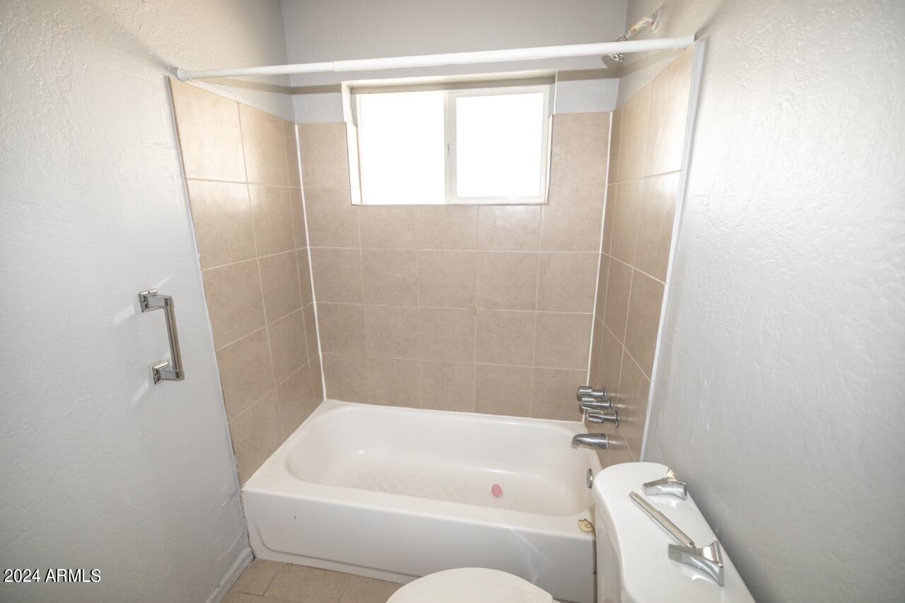 2203 E Mckinley Street Property Photo 53