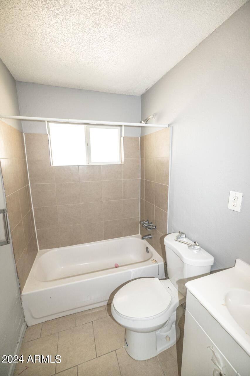2203 E Mckinley Street Property Photo 54