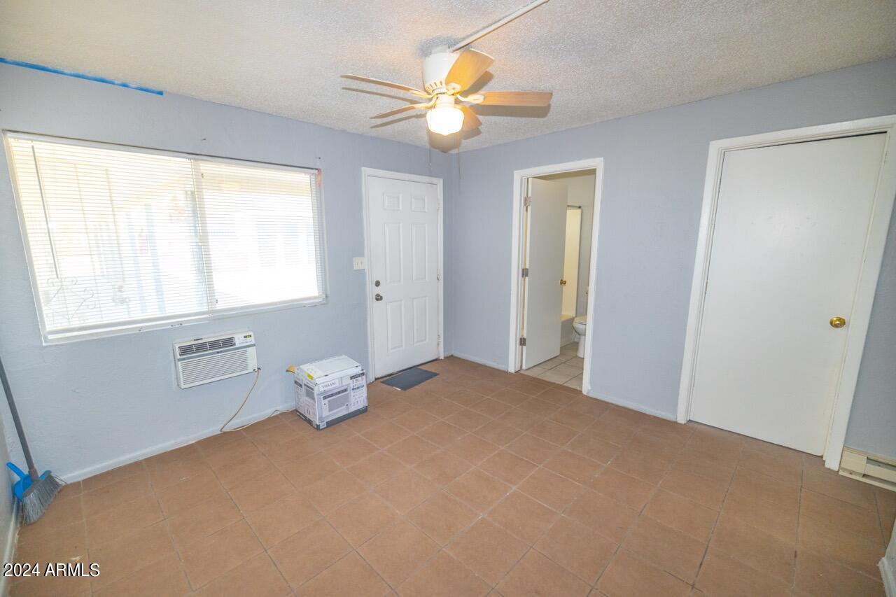 2203 E Mckinley Street Property Photo 69