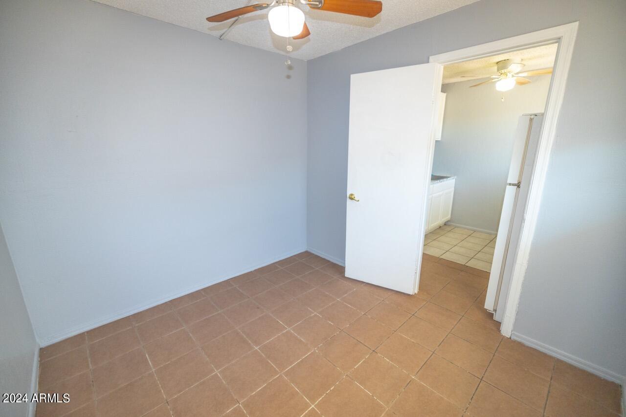 2203 E Mckinley Street Property Photo 76
