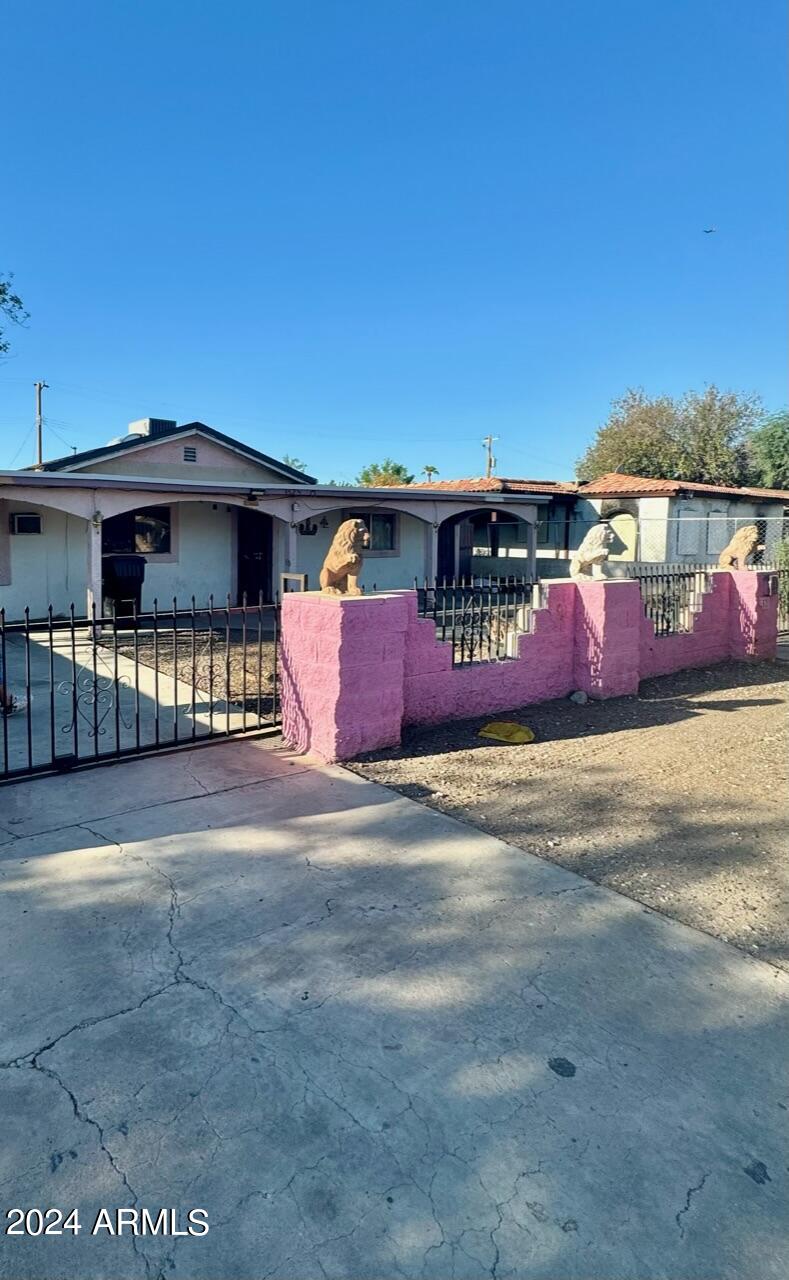 3525 W Garfield Street Property Photo