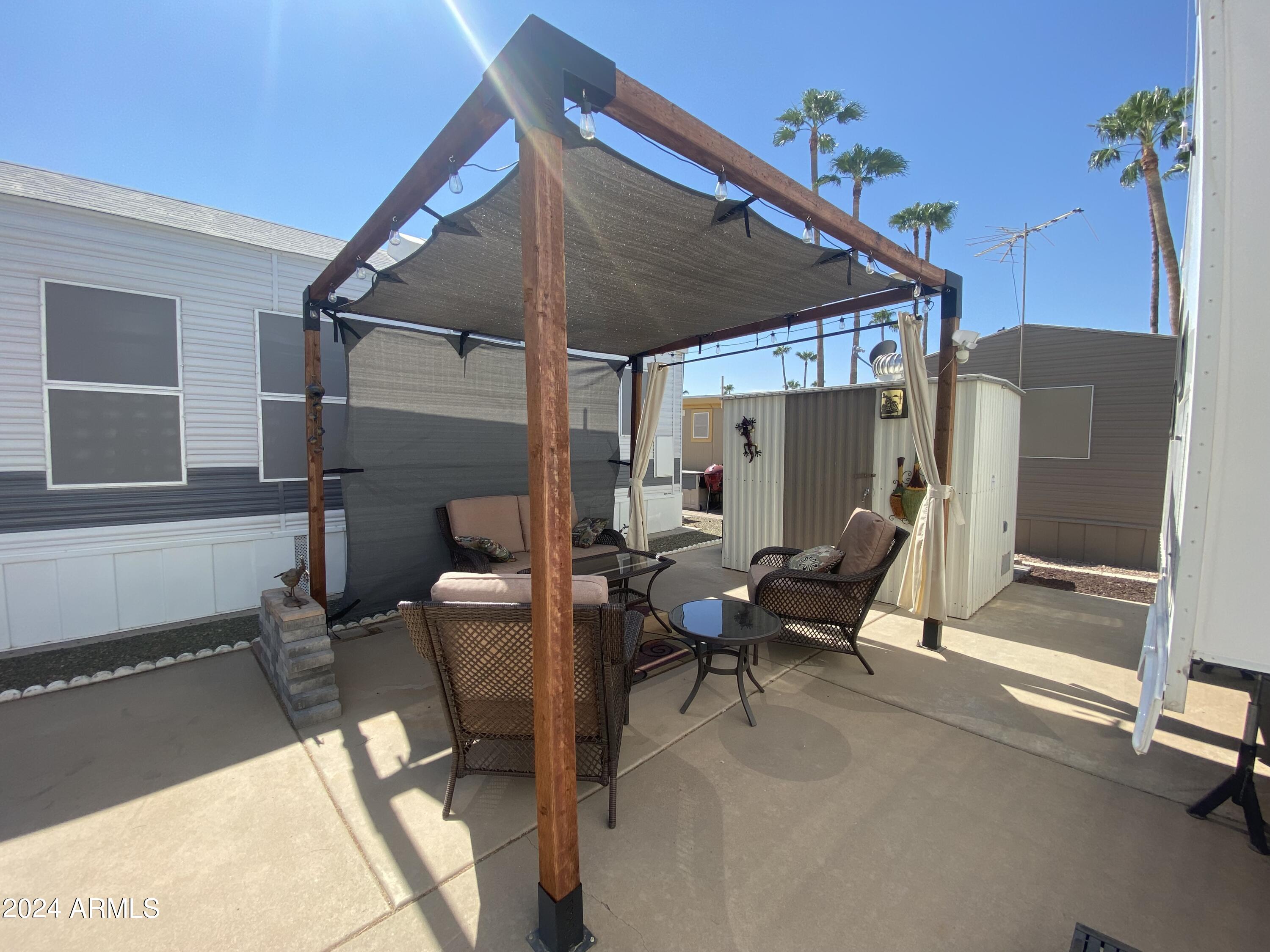 1086 S Shoshone Drive Property Photo 1