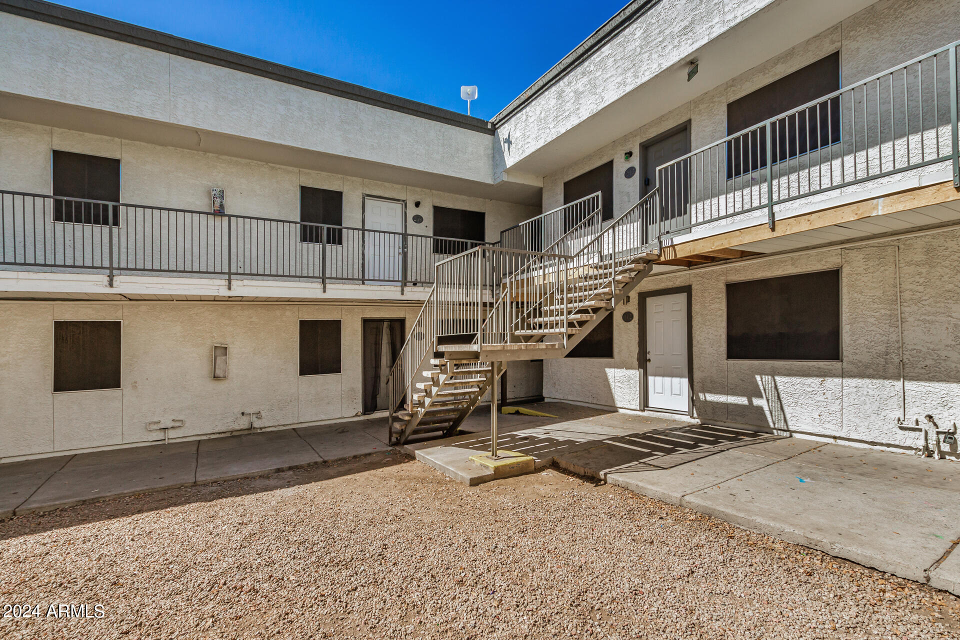 18202 Cave Creek Road Property Photo 1
