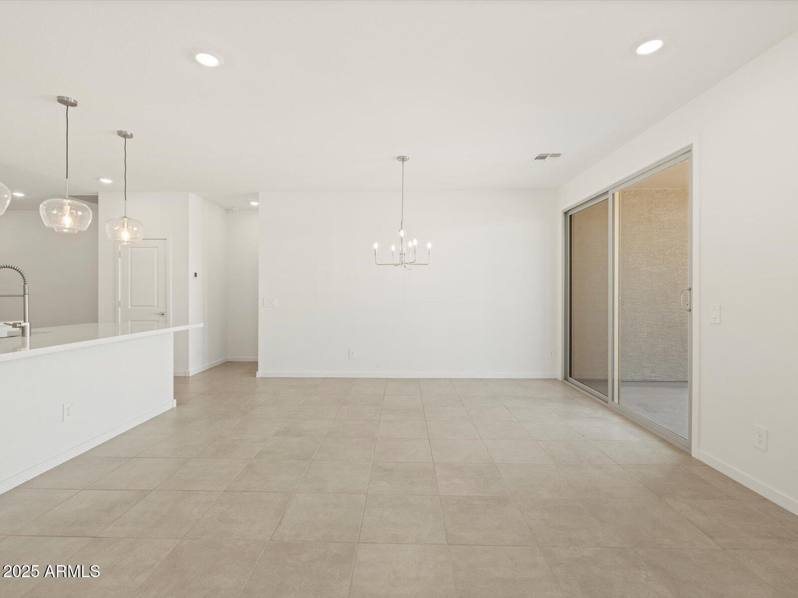 8612 W Warner Street Property Photo 19